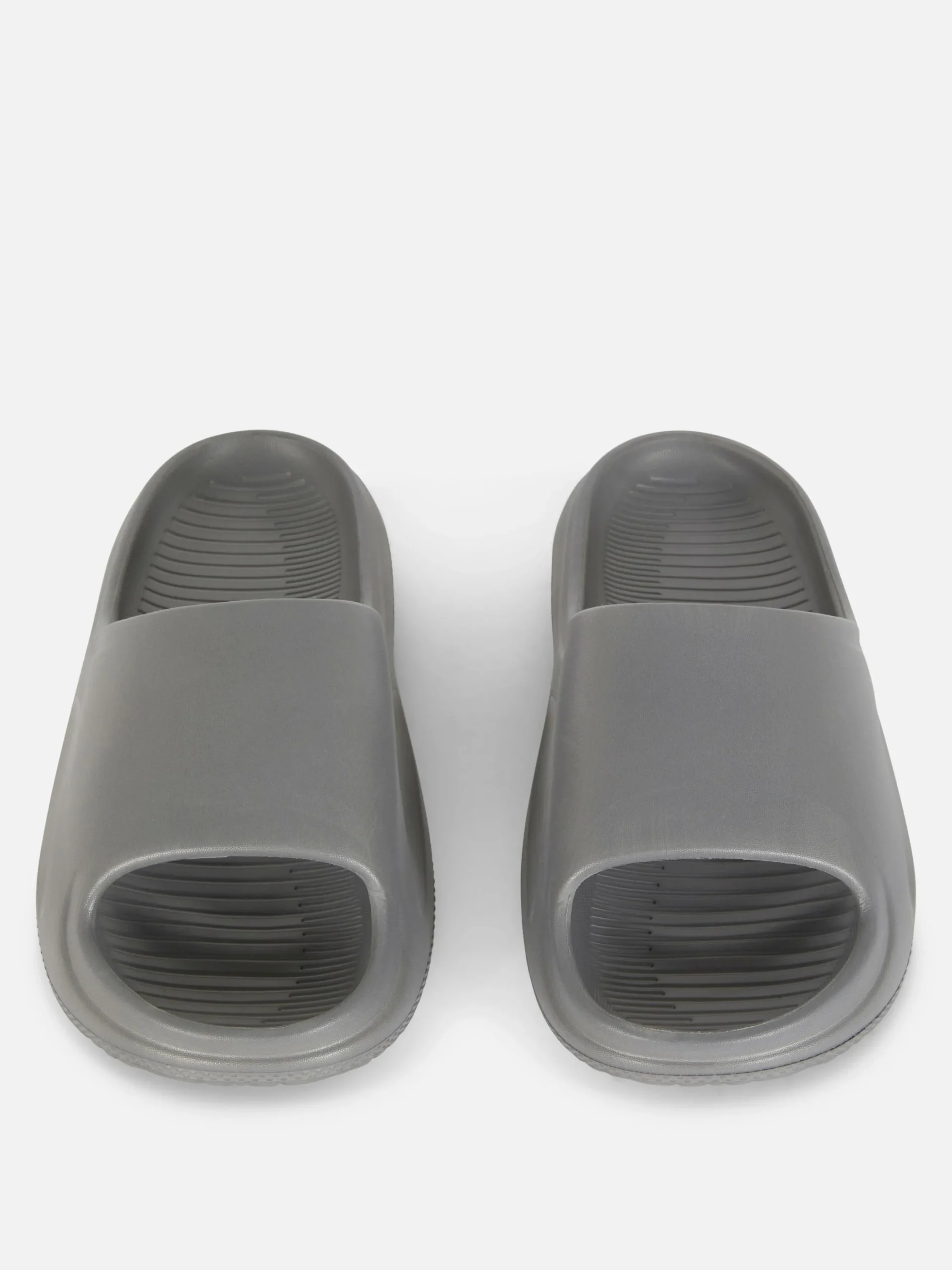 claquettes_de_piscine__pl_1-1.webp Claquettes De Piscine à Plateforme