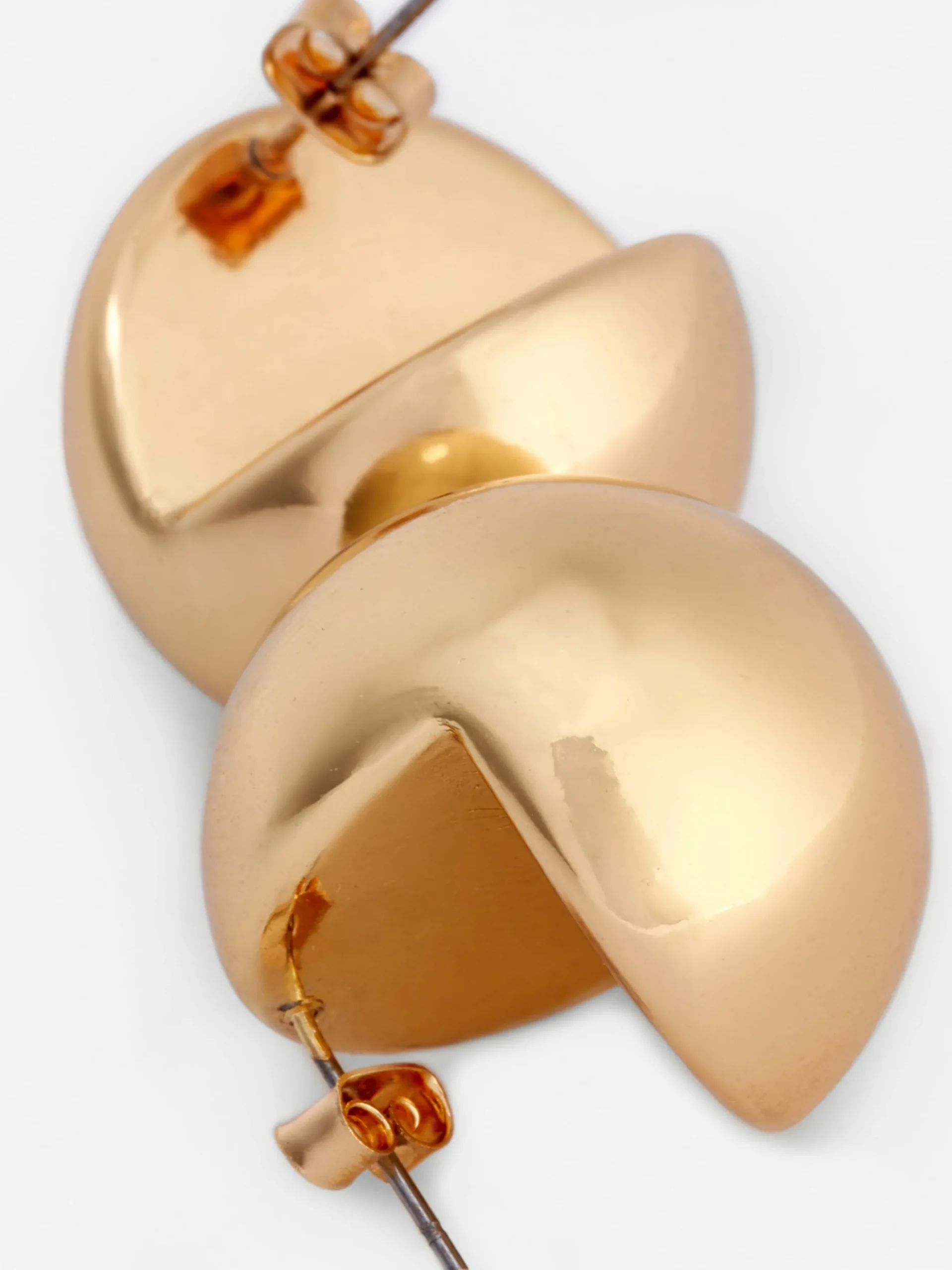 clous_doreilles_boule_ajo_1-1.webp Clous D'oreilles Boule Ajourés