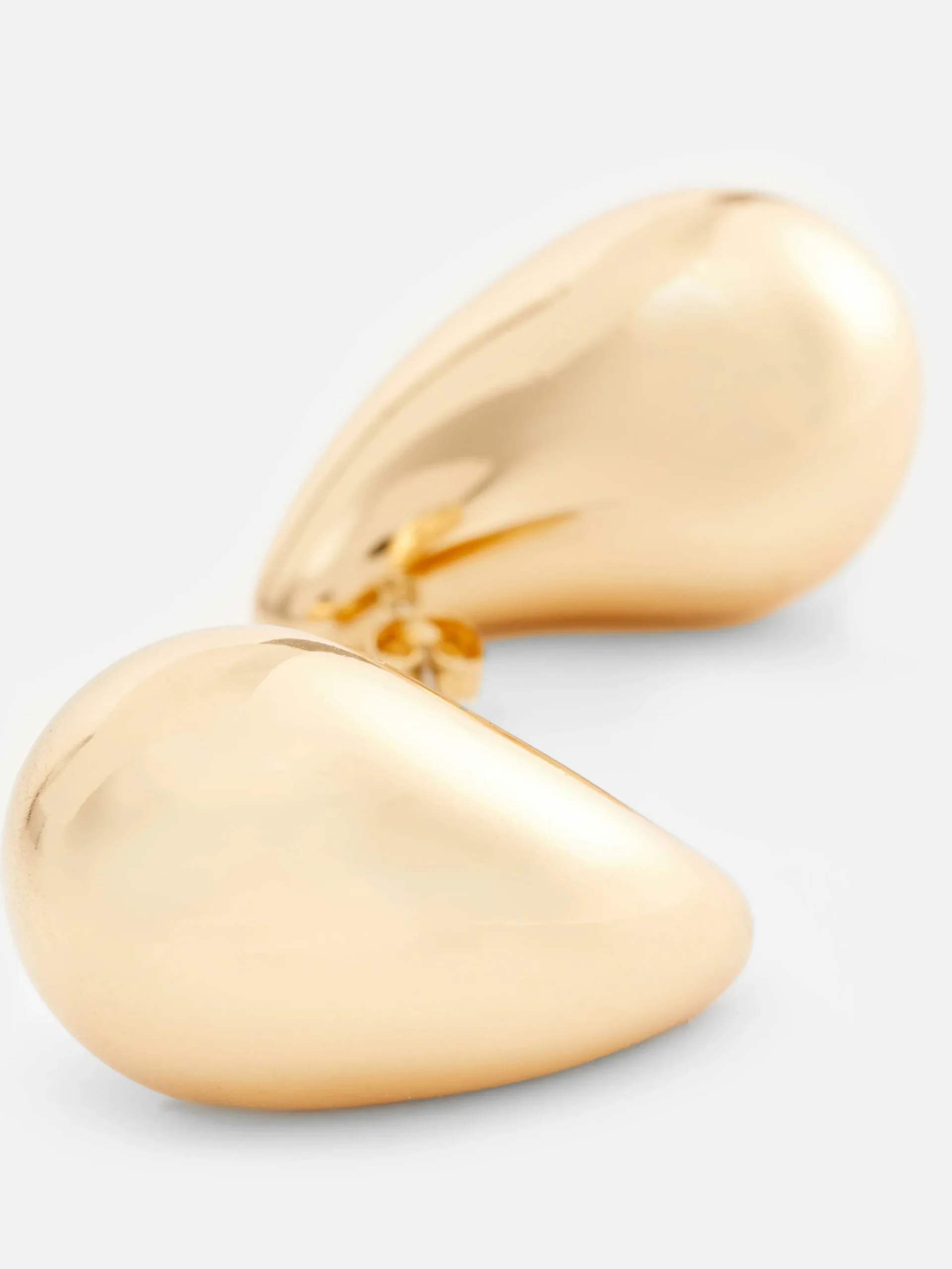 clous_doreilles_bulles_1.webp Clous D'oreilles Bulles