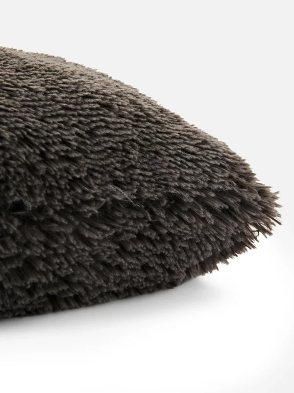 Coussin Carré En Fausse Fourrure