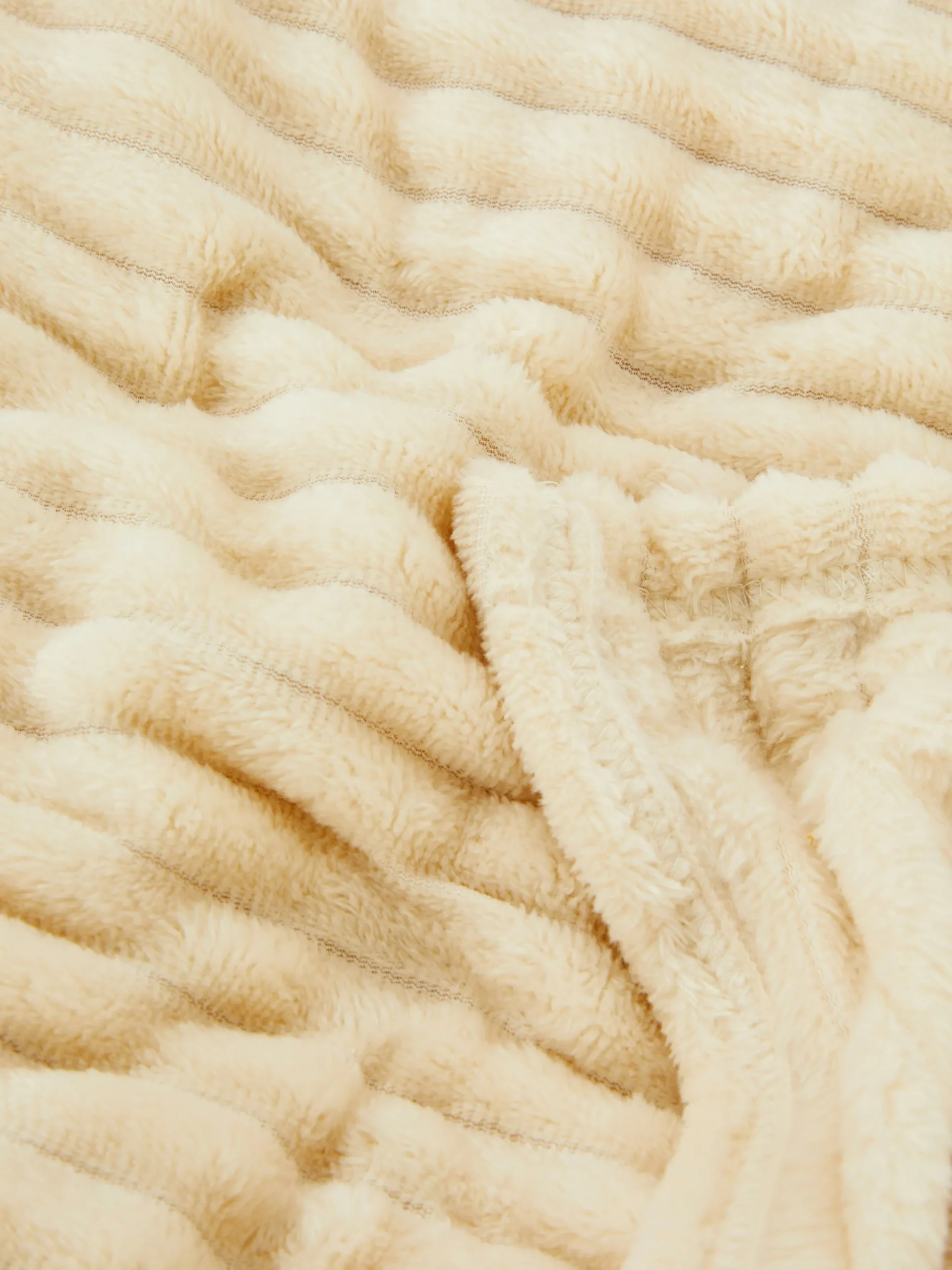 couverture_large_ctele_1-1.webp Couverture Large Côtelée