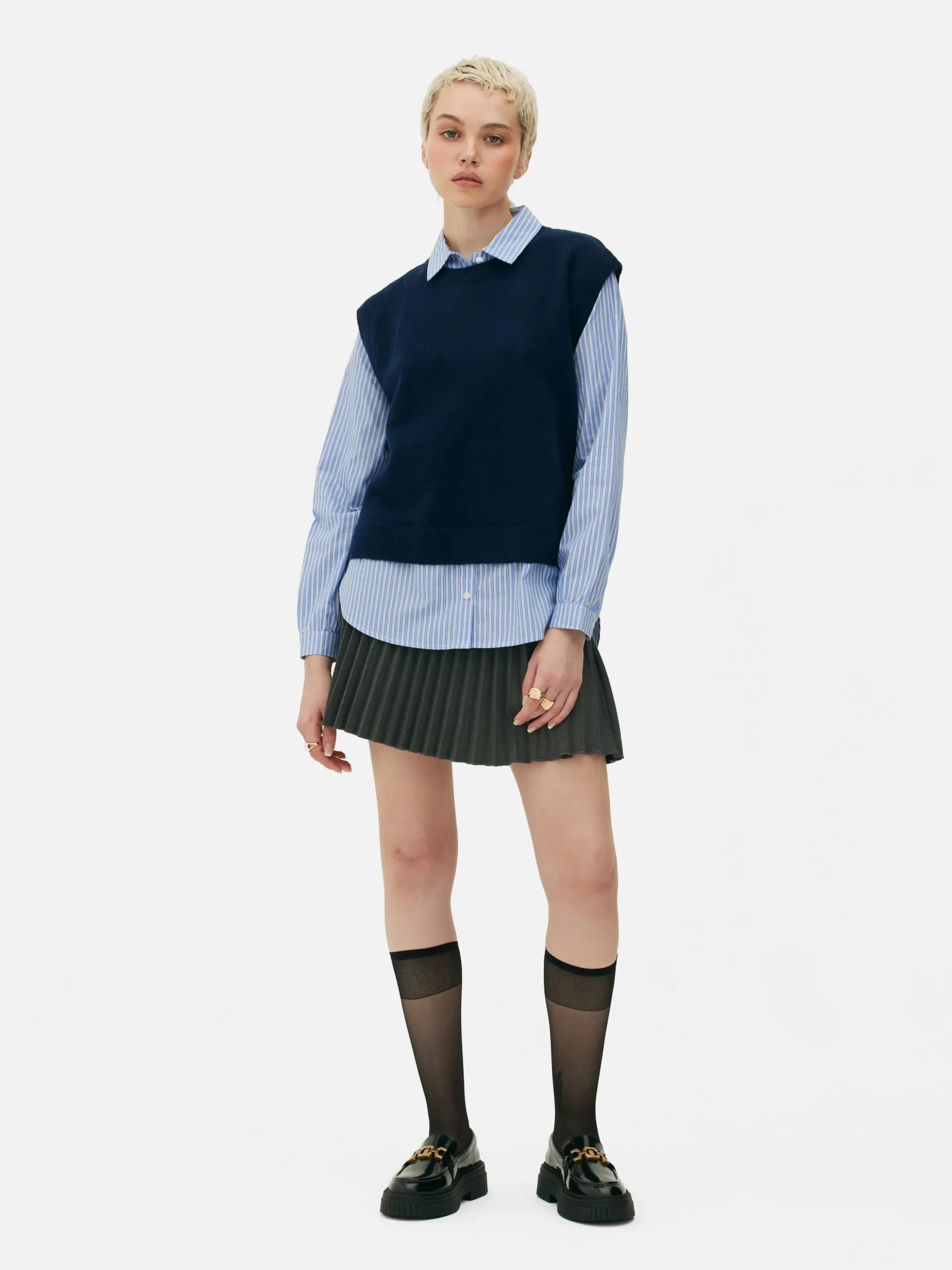 dbardeur_chemise_en_super_1-1.webp Débardeur Chemise 2-en-1 Superposé