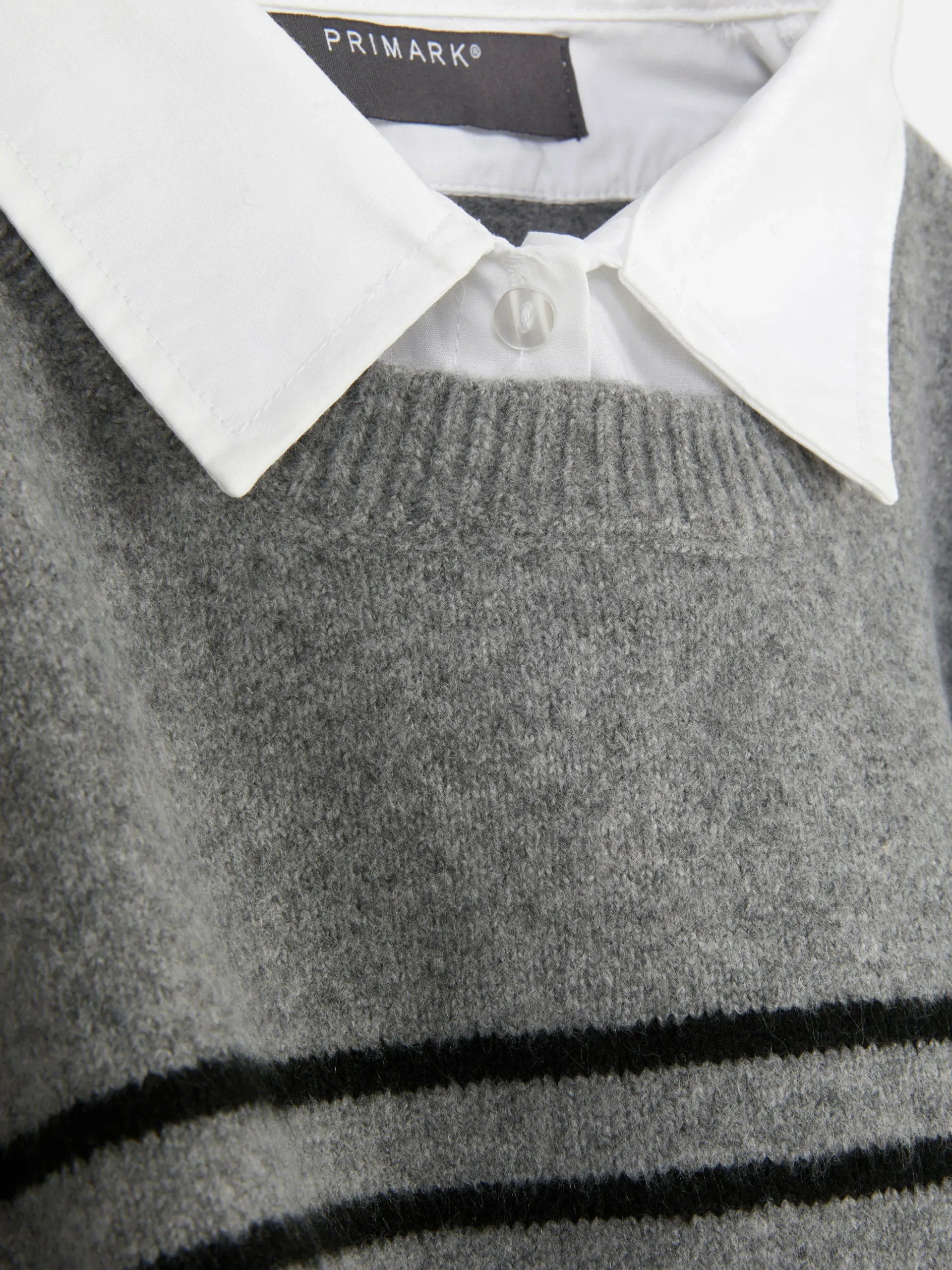 dbardeur_chemise_en_super_5-2.webp Débardeur Chemise 2-en-1 Superposé