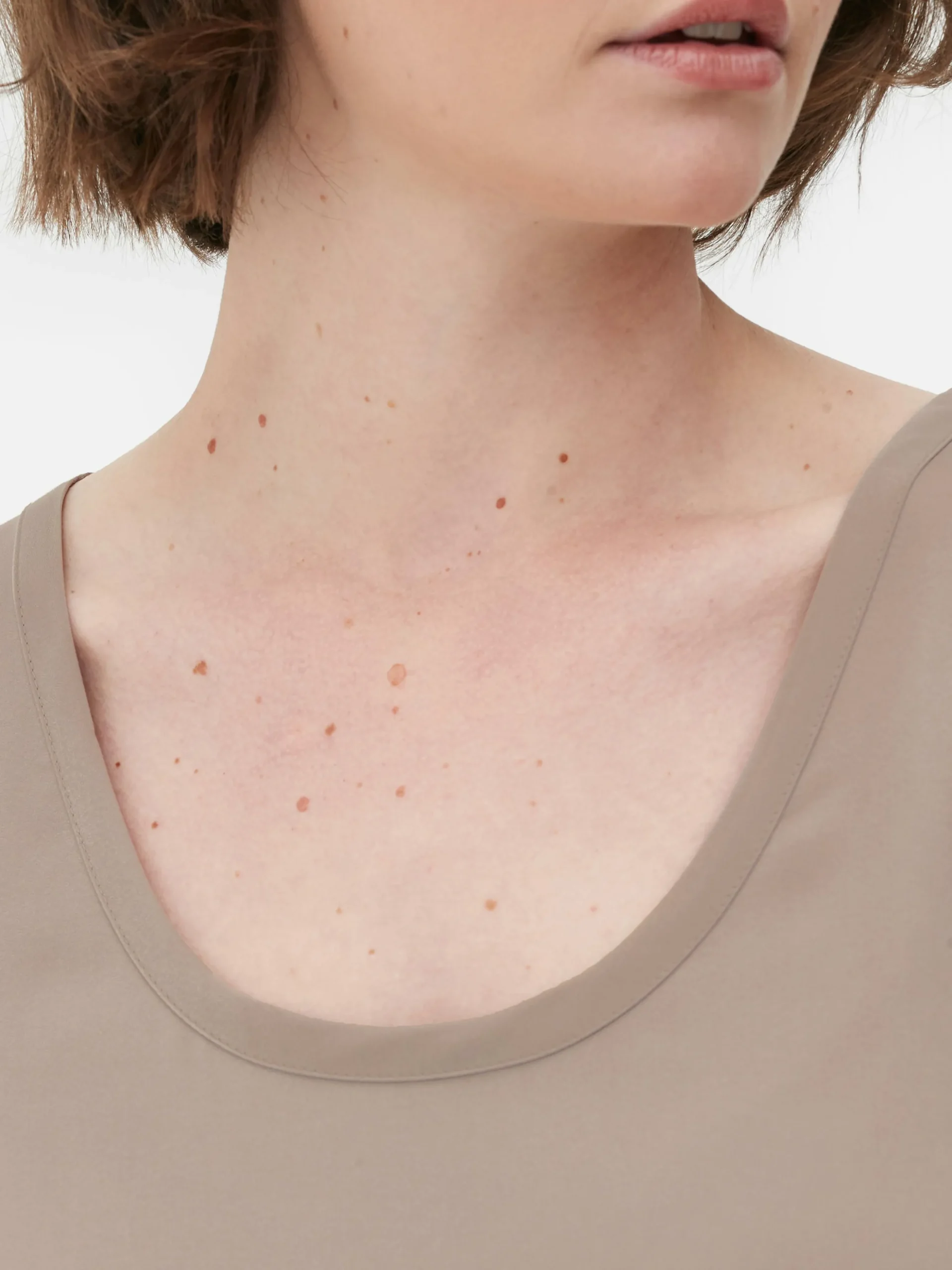 dbardeur_dcontract_essent_2-2.webp Débardeur Décontracté Essential