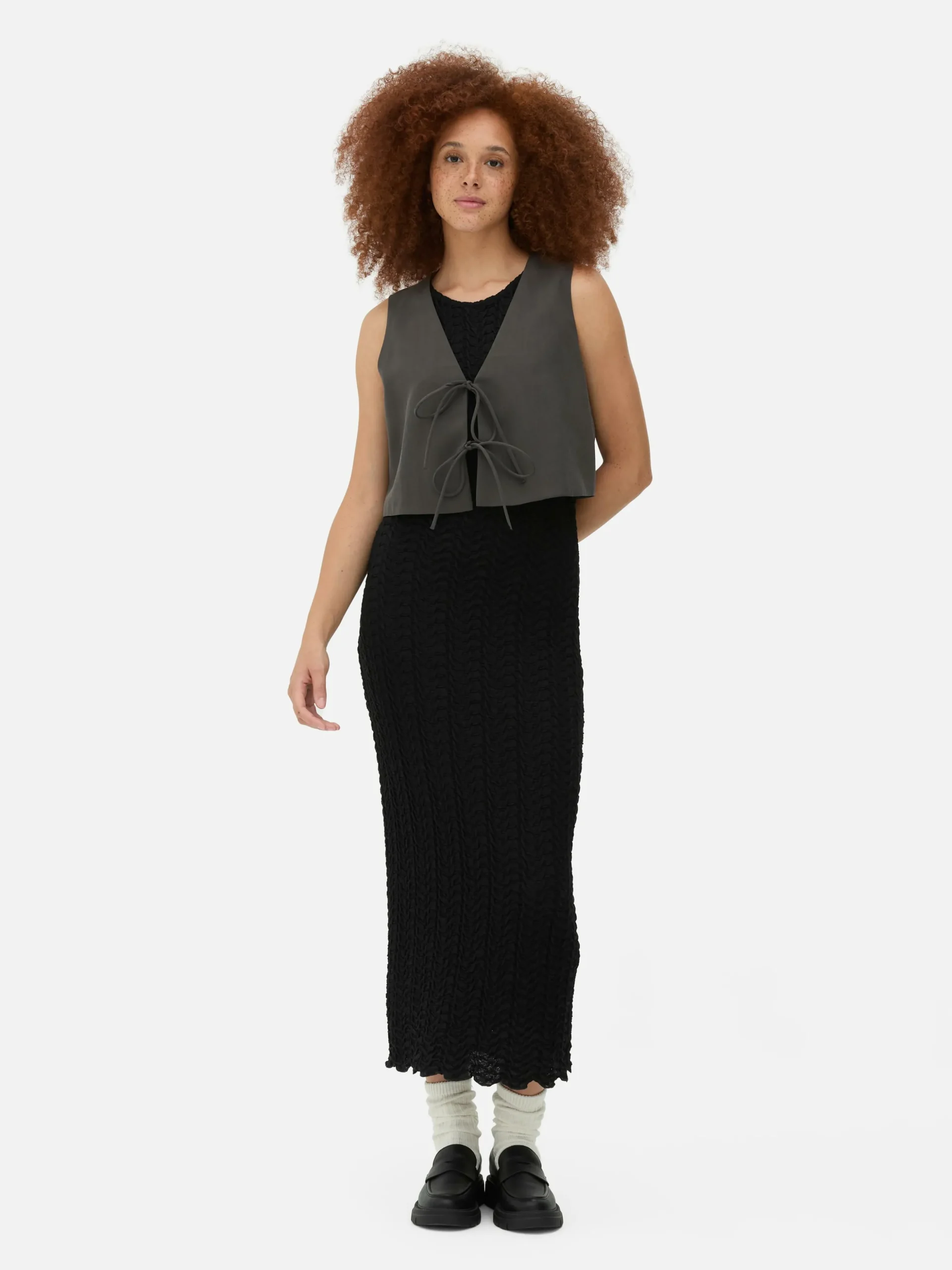 dbardeur_nou_sur_le_devan_0.webp Débardeur Noué Sur Le Devant