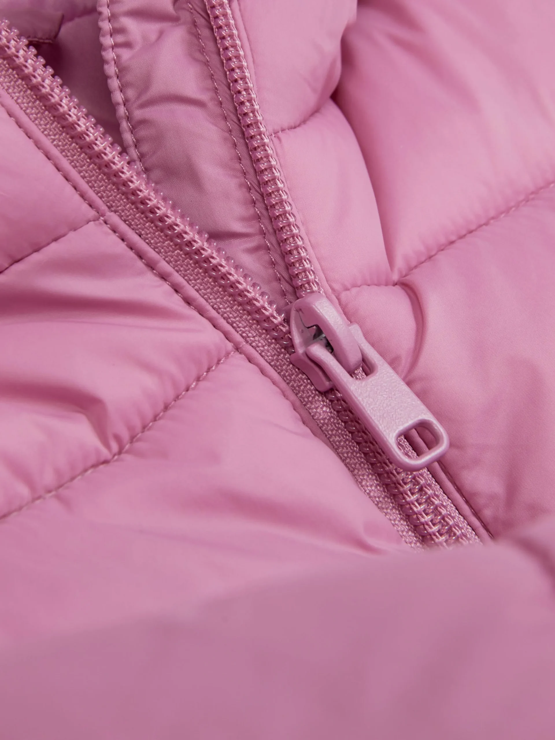 doudoune__capuche_2-1.webp Doudoune à Capuche