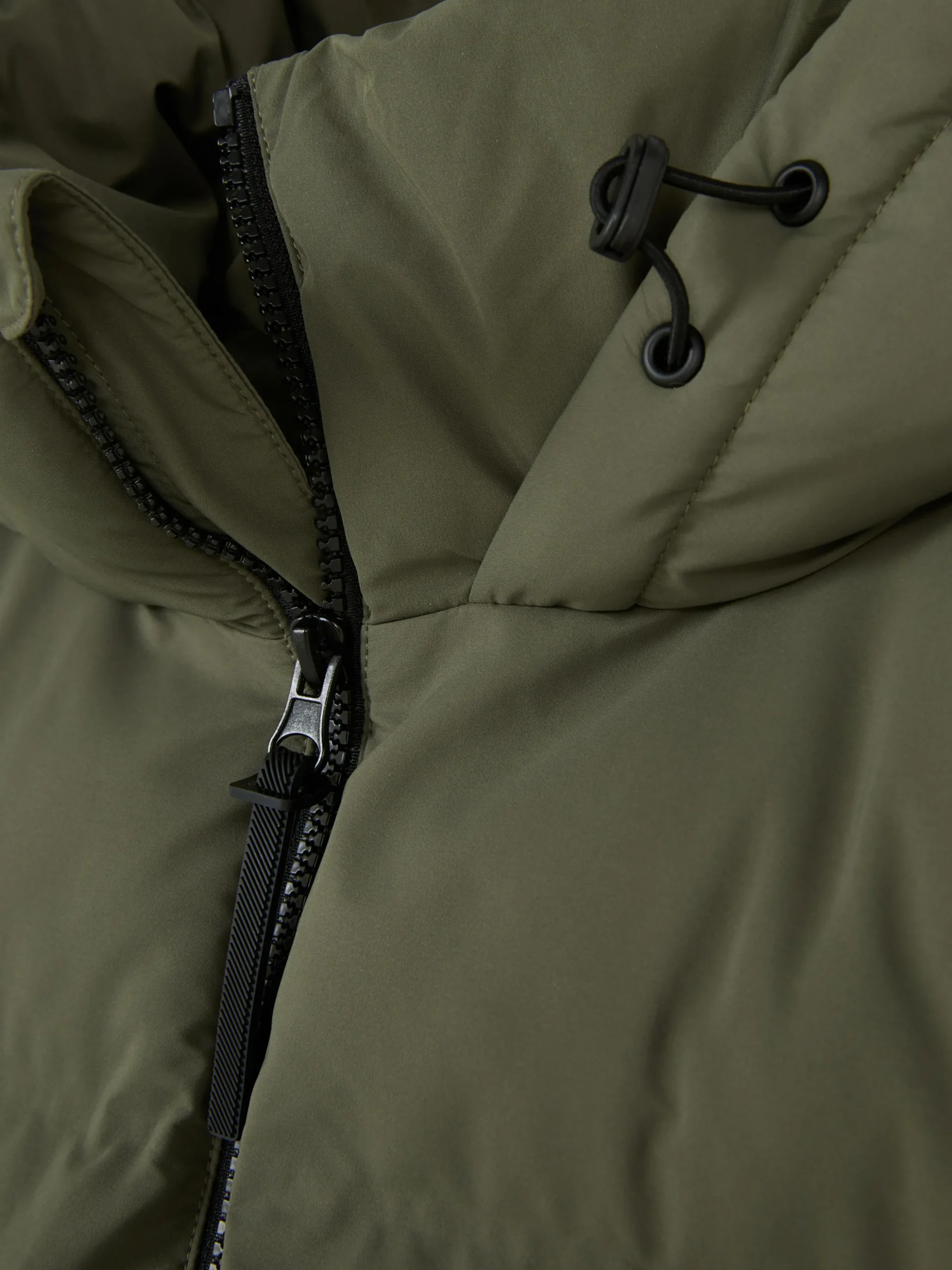 doudoune_sans_manches__ca_5-1.webp Doudoune Sans Manches à Capuche