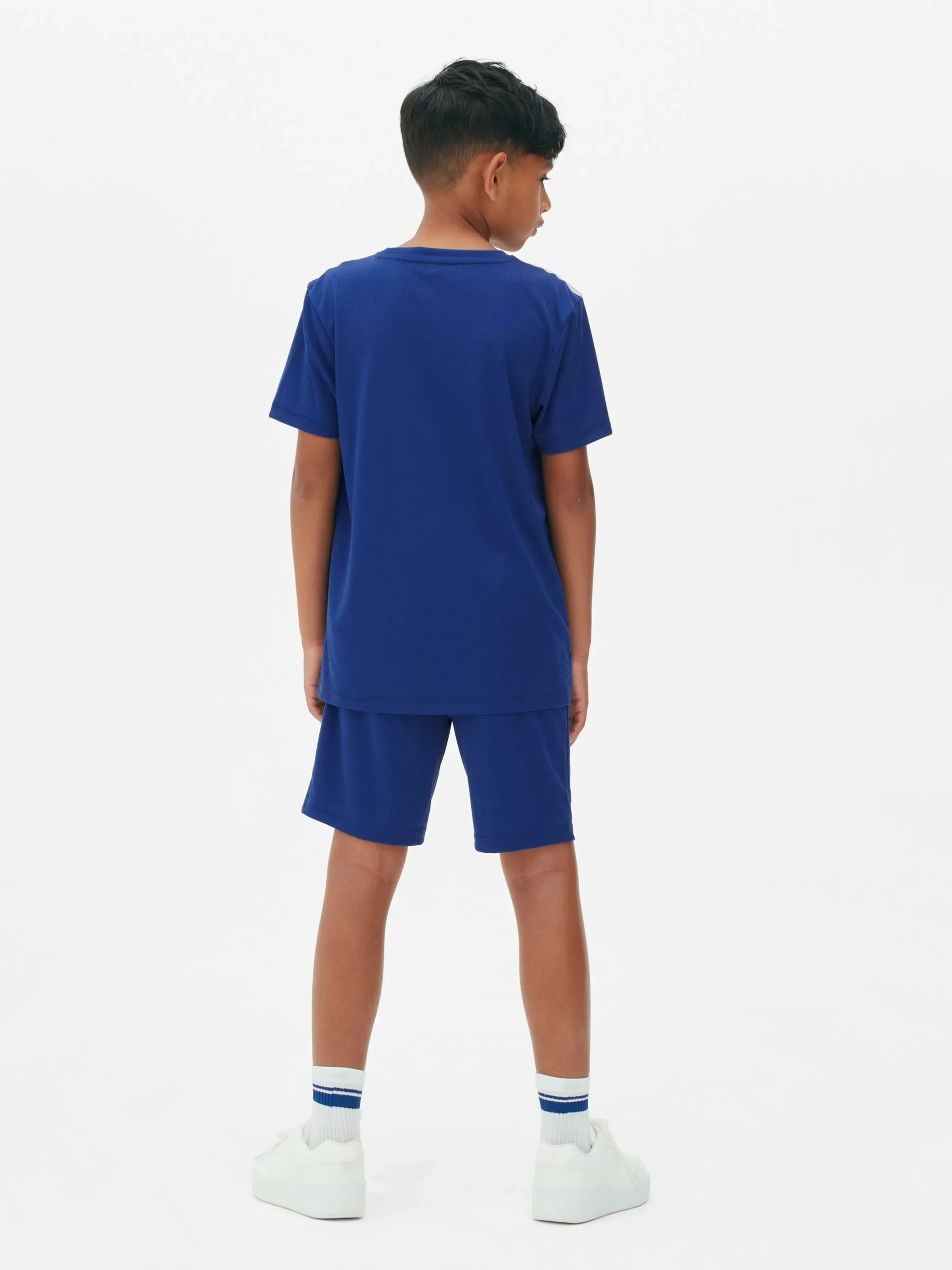 ensemble_de_sport_tshirt__1.webp Ensemble De Sport T-shirt Et Short Coordonné