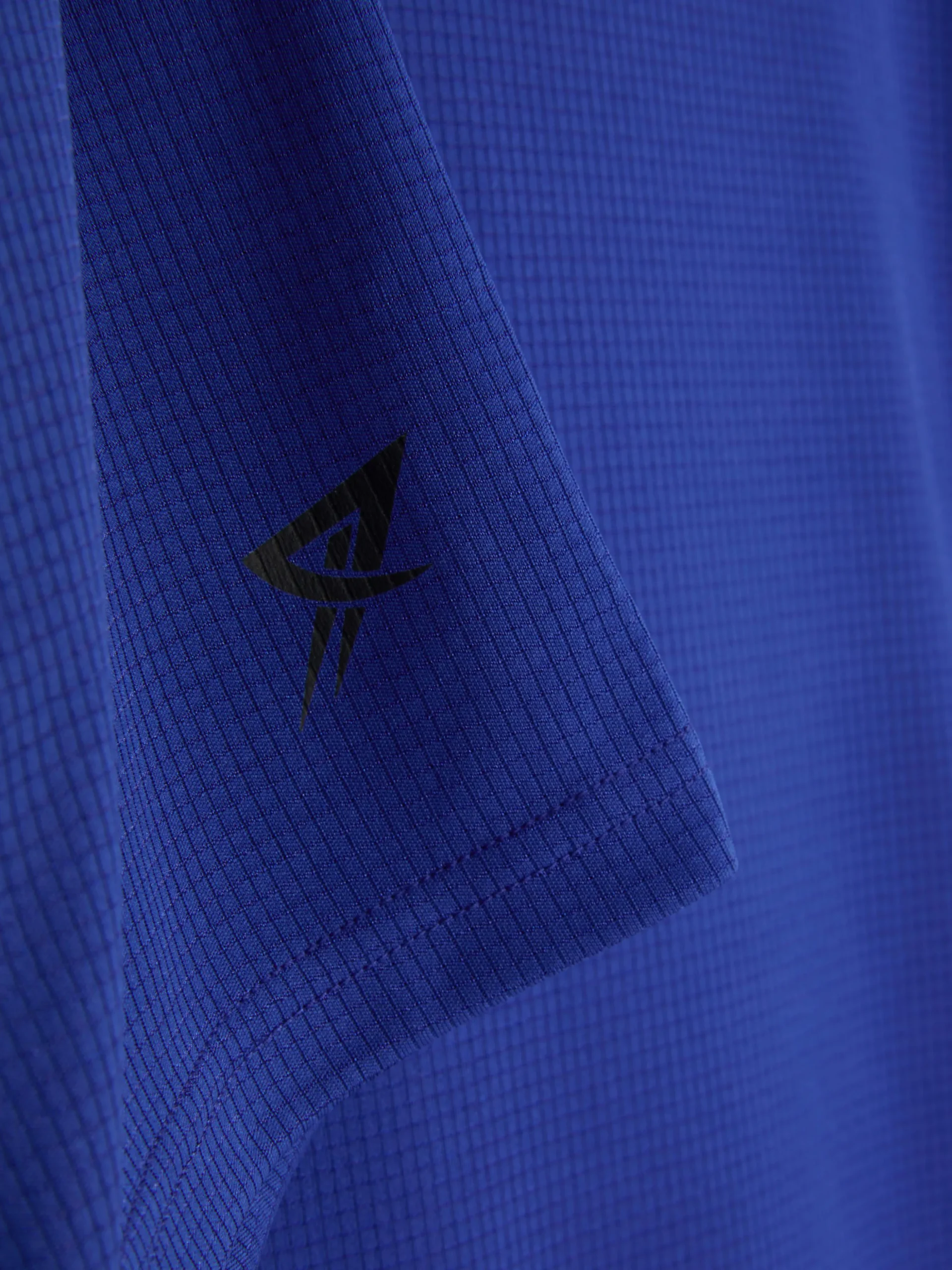 ensemble_de_sport_tshirt__4.webp Ensemble De Sport T-shirt Et Short Coordonné