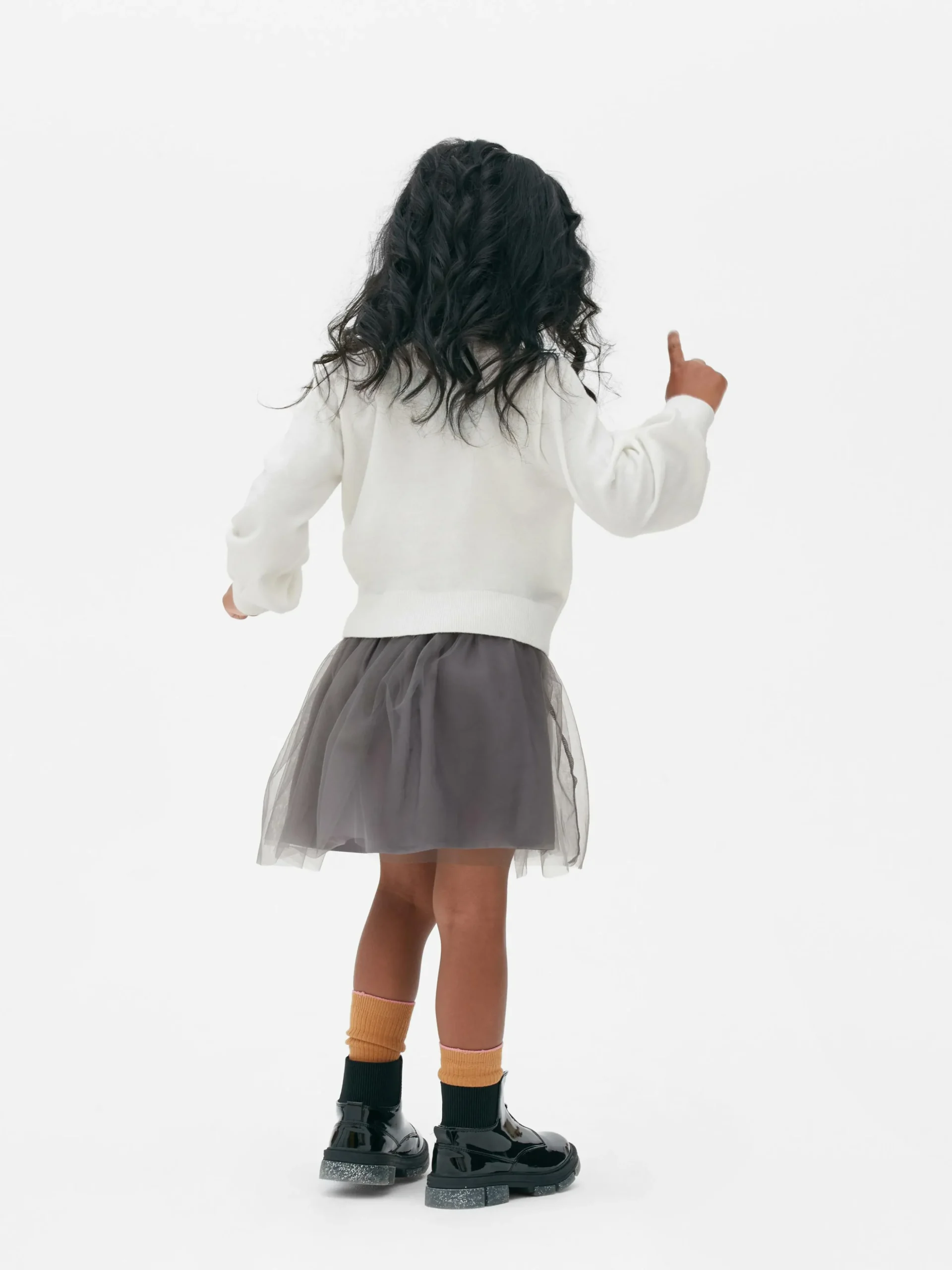 ensemble_gilet_tricot_et__1.webp Ensemble Gilet Tricoté Et Tutu