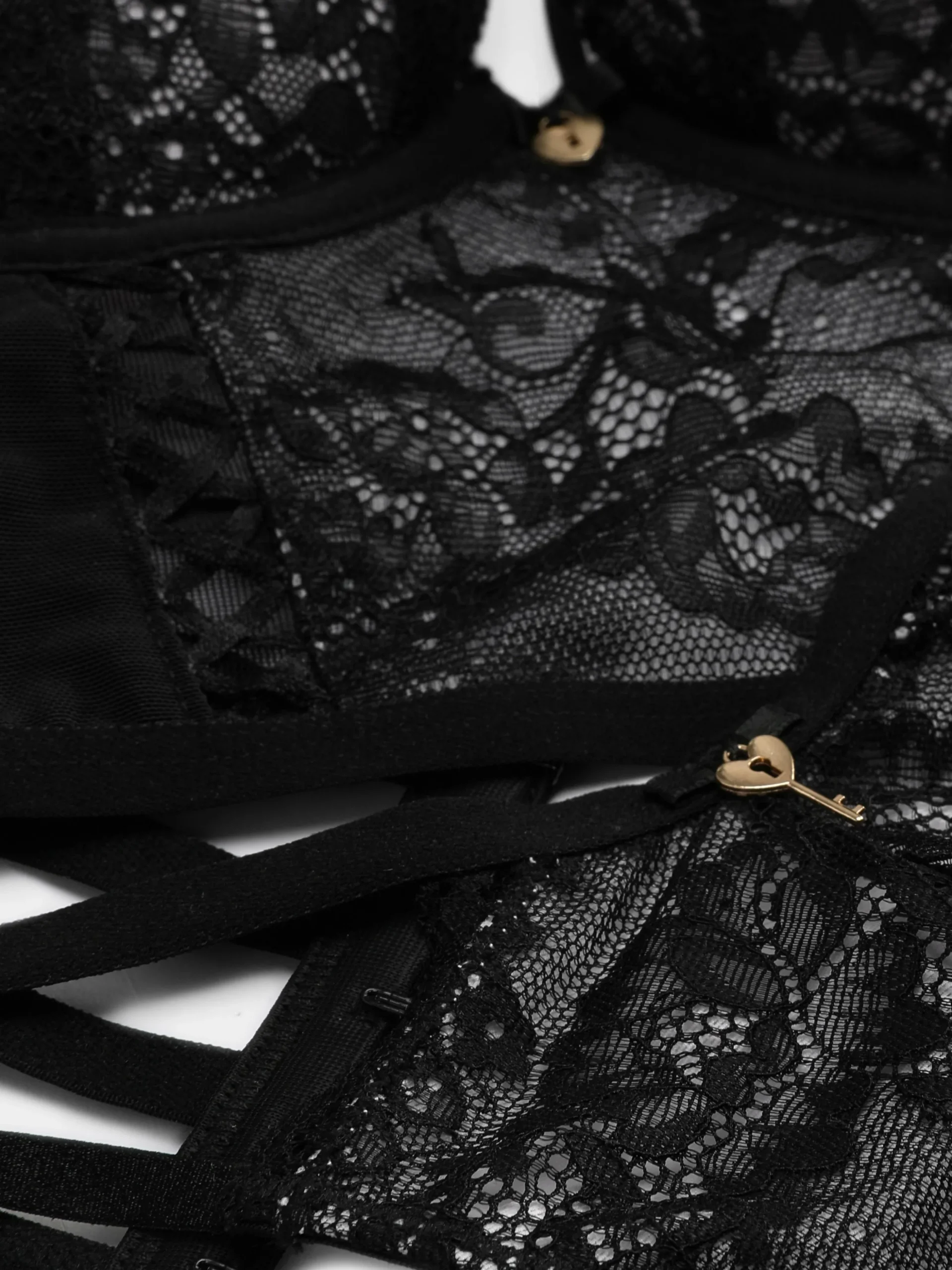 ensemble_soutiengorge_pus_1-1.webp Ensemble Soutien-gorge Push-up Long Et String