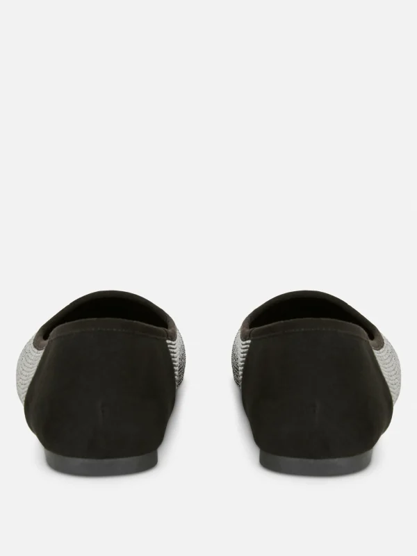 Escarpins Cloutés à Bout Carré