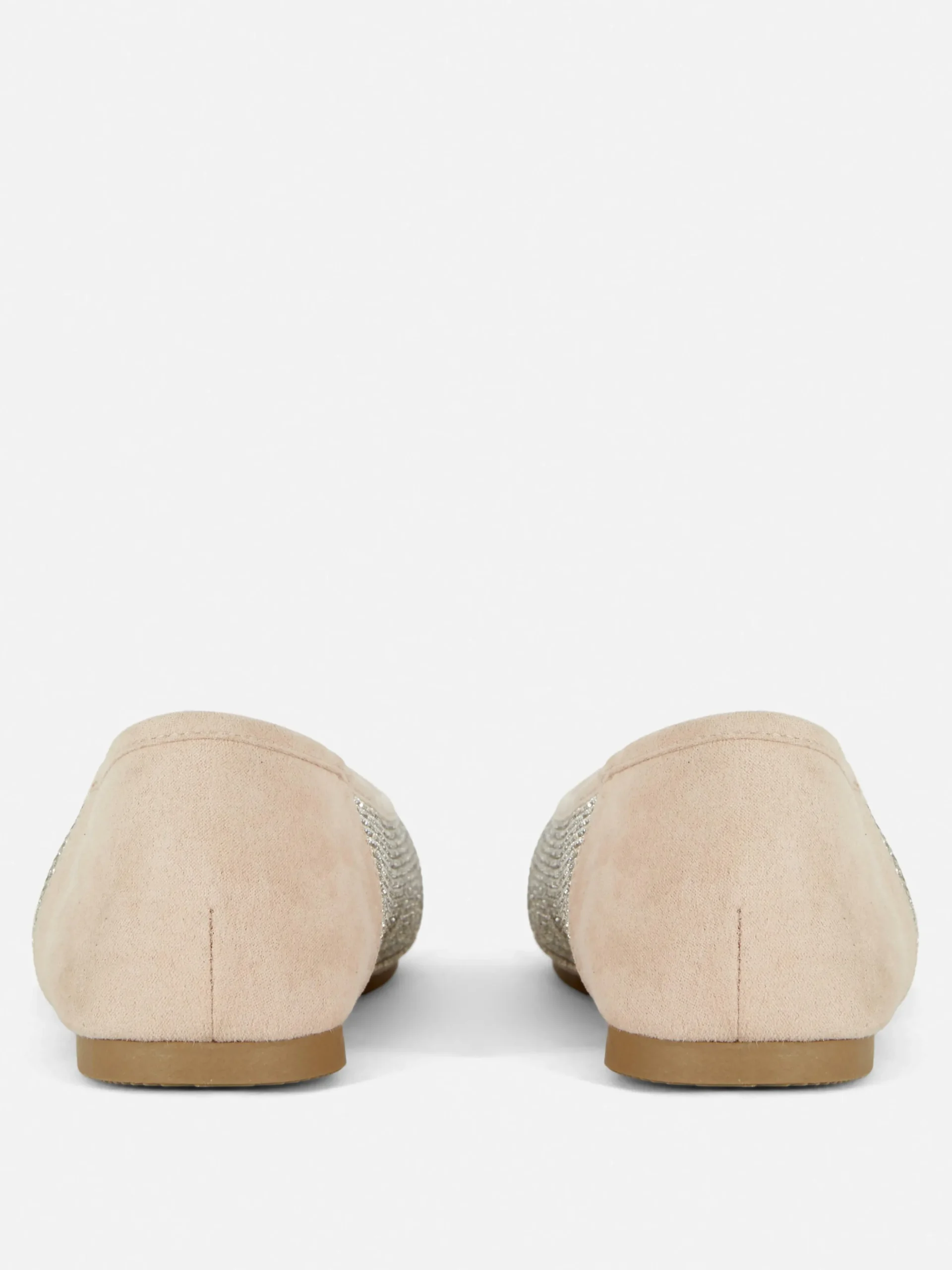 escarpins_clouts__bout_ca_2.webp Escarpins Cloutés à Bout Carré