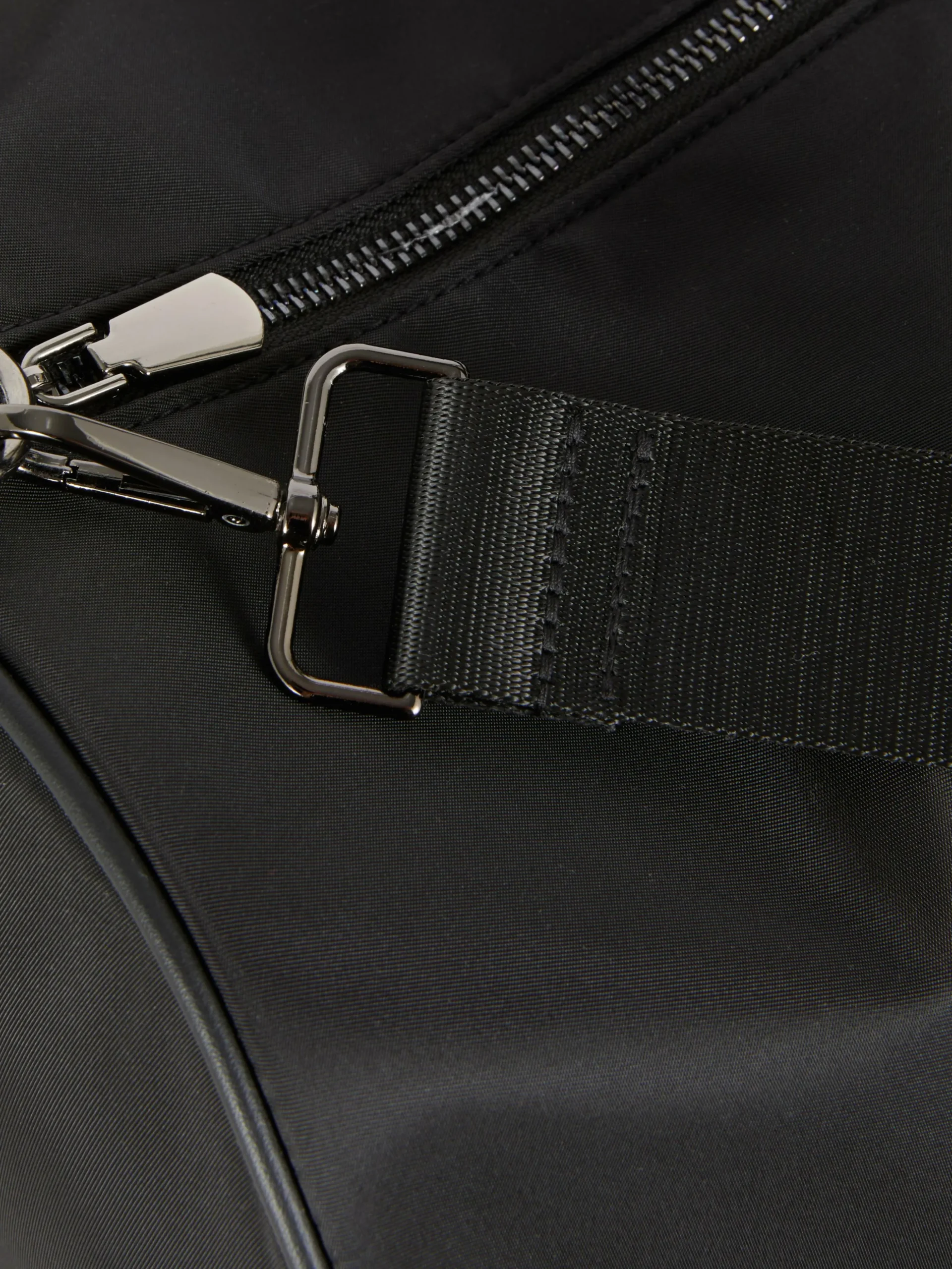 fourretout__fermeture_zip_2.webp Fourre-tout à Fermeture Zippée