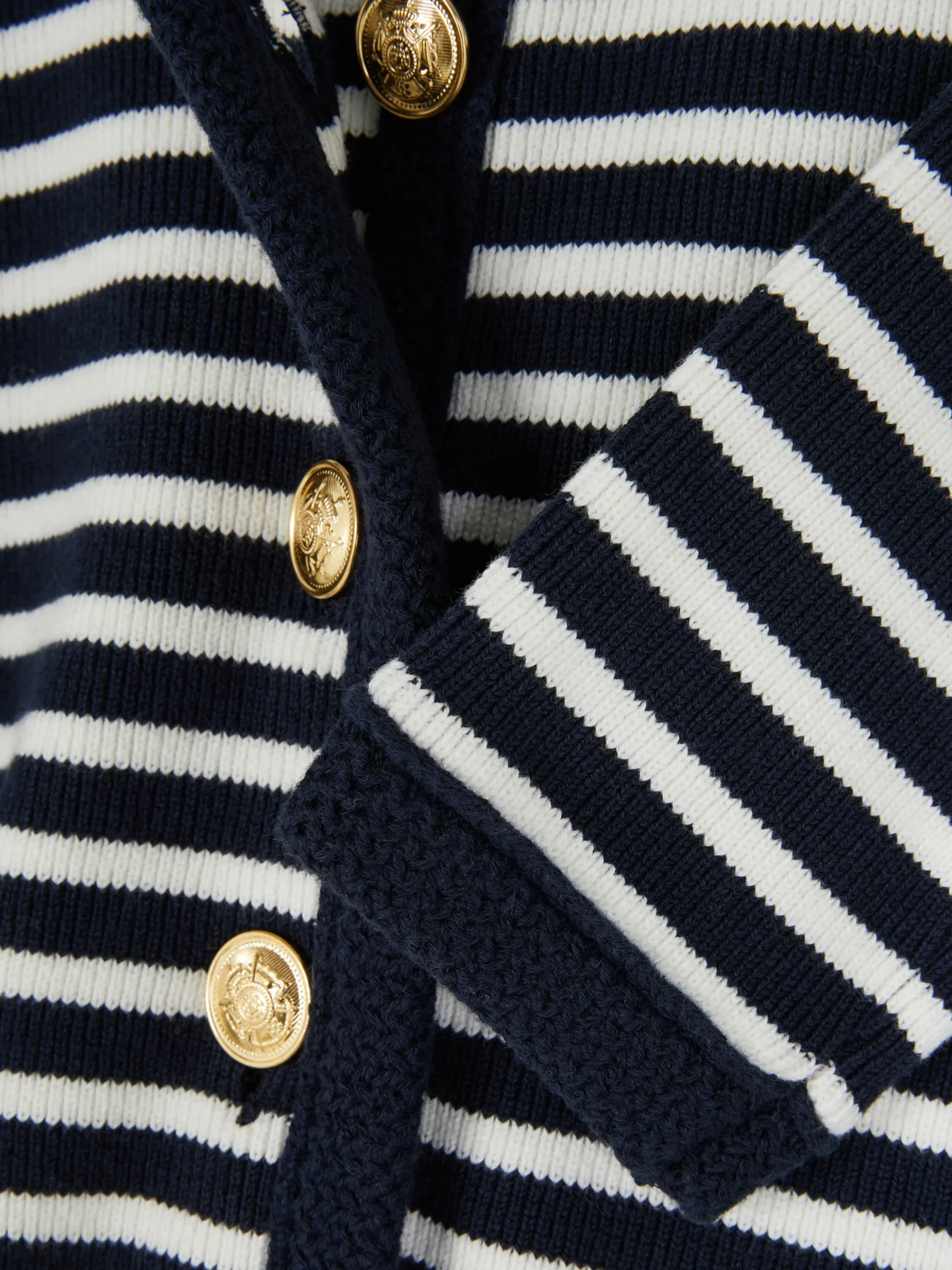 gilet__boutons_6.webp Gilet à Boutons