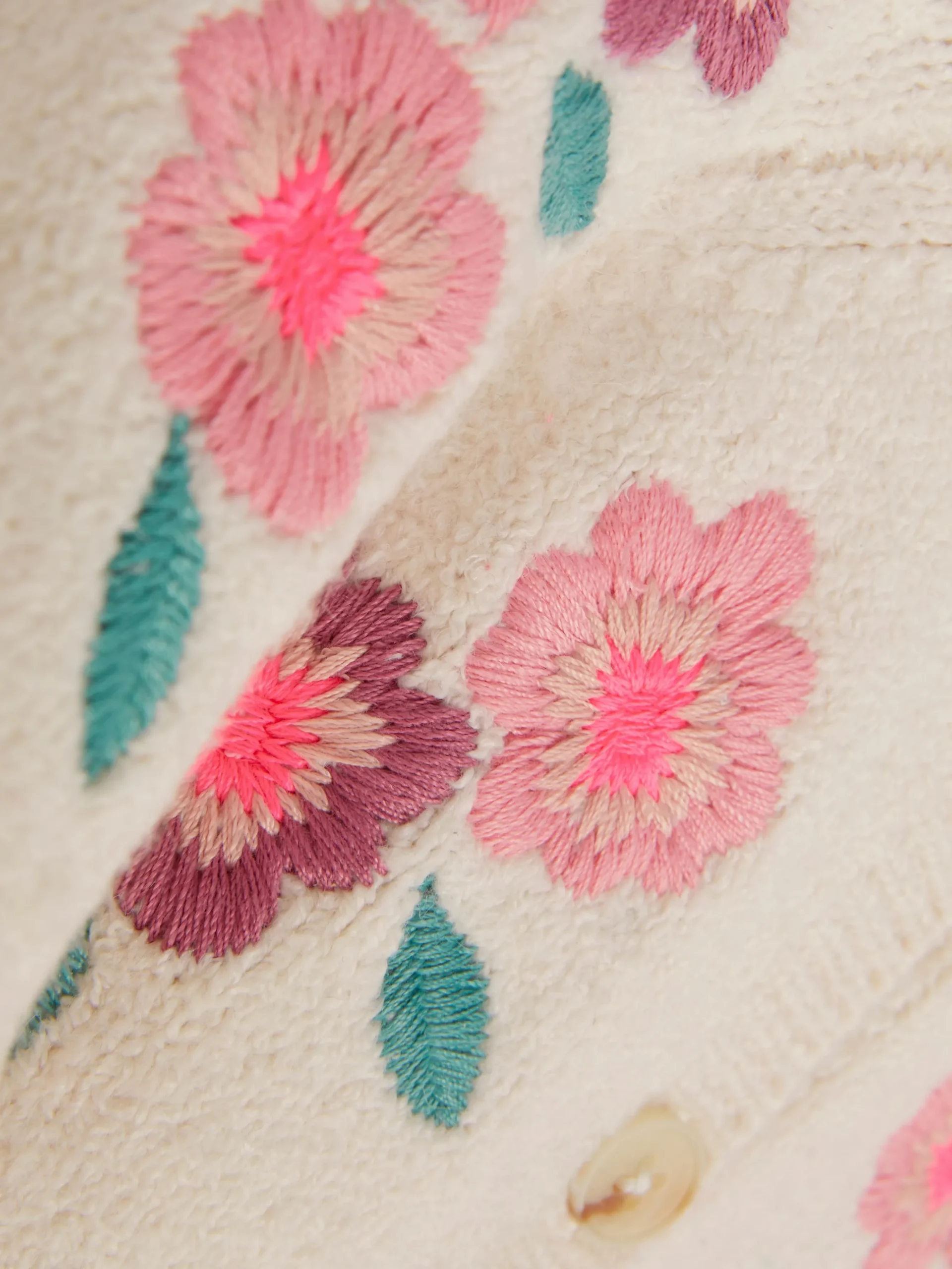 gilet__fleurs_brodes_2.webp Gilet à Fleurs Brodées