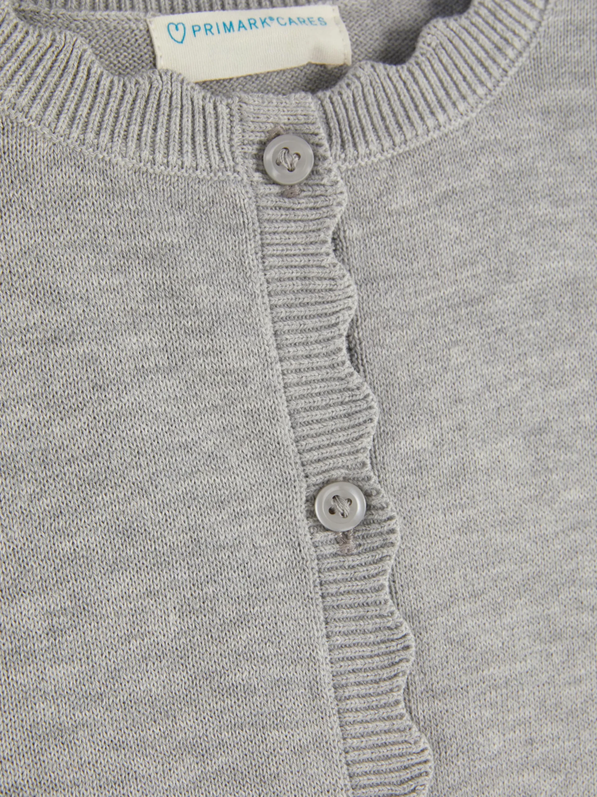 gilet_boutonn_festonn_2.webp Gilet Boutonné Festonné