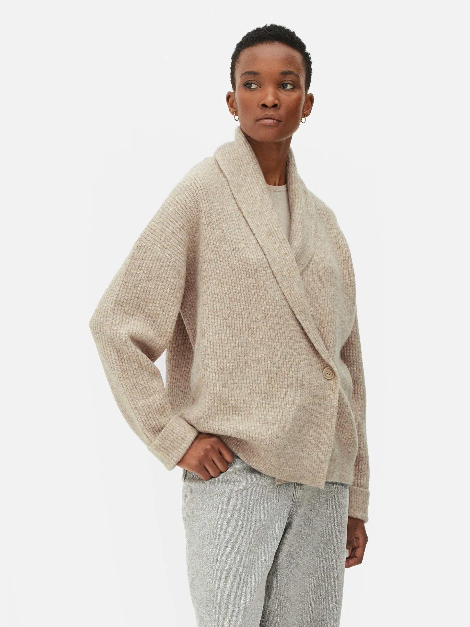 gilet_cachecur__boutons_e_0.webp Gilet Cache-cœur à Boutons Et Col Châle