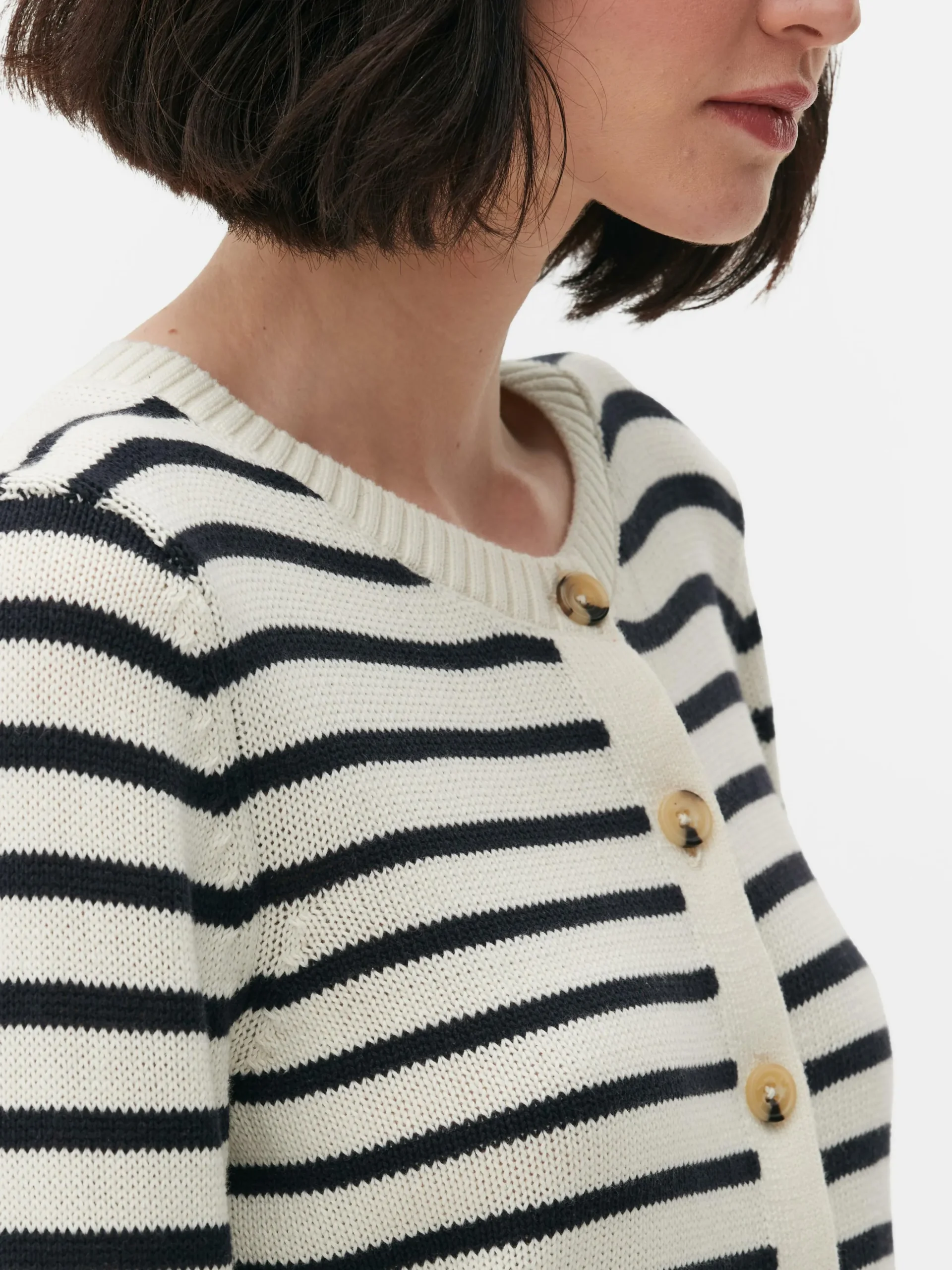 gilet_court__rayures_2.webp Gilet Court à Rayures