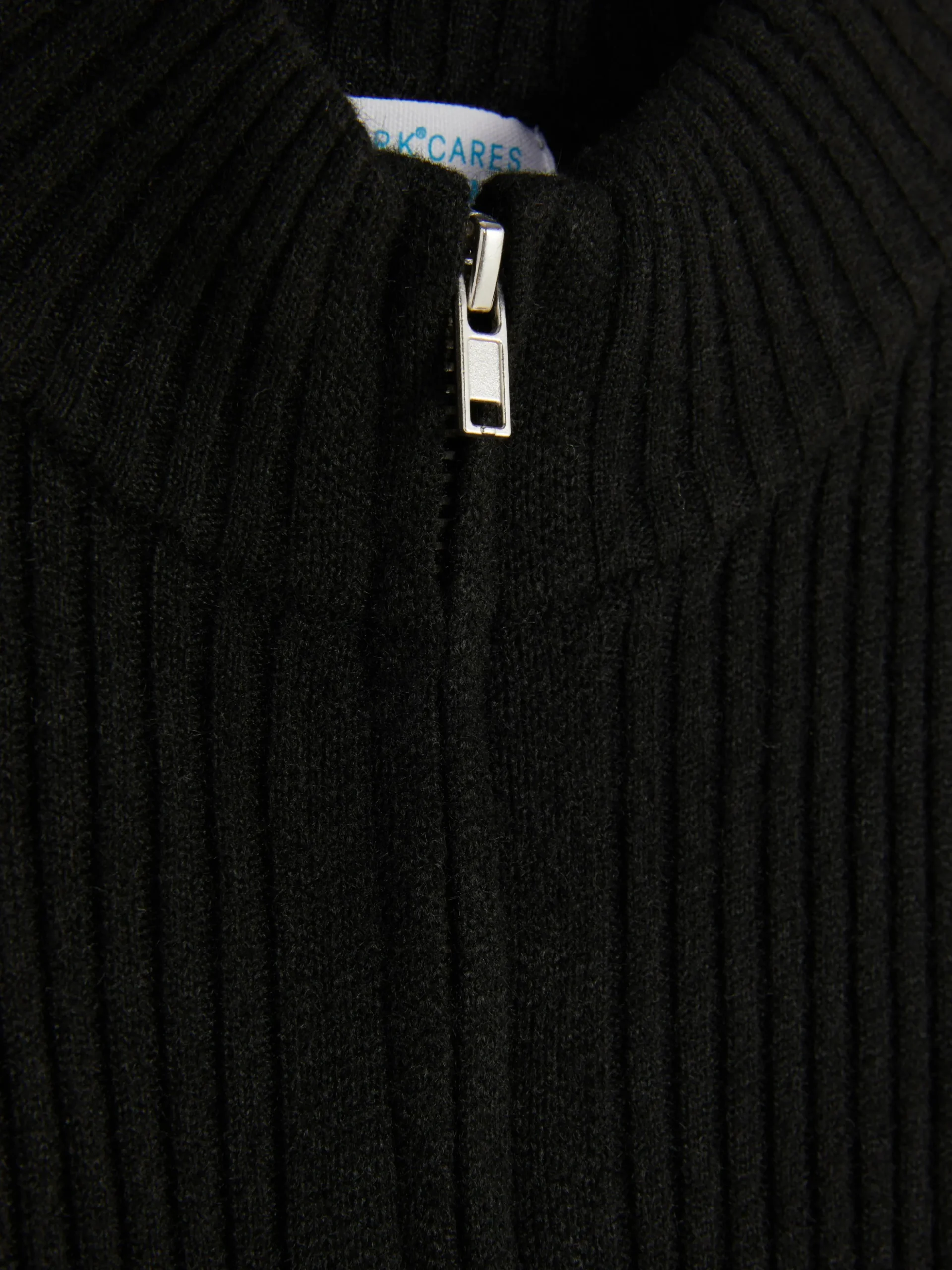 gilet_ctel_zipp_4.webp Gilet Côtelé Zippé