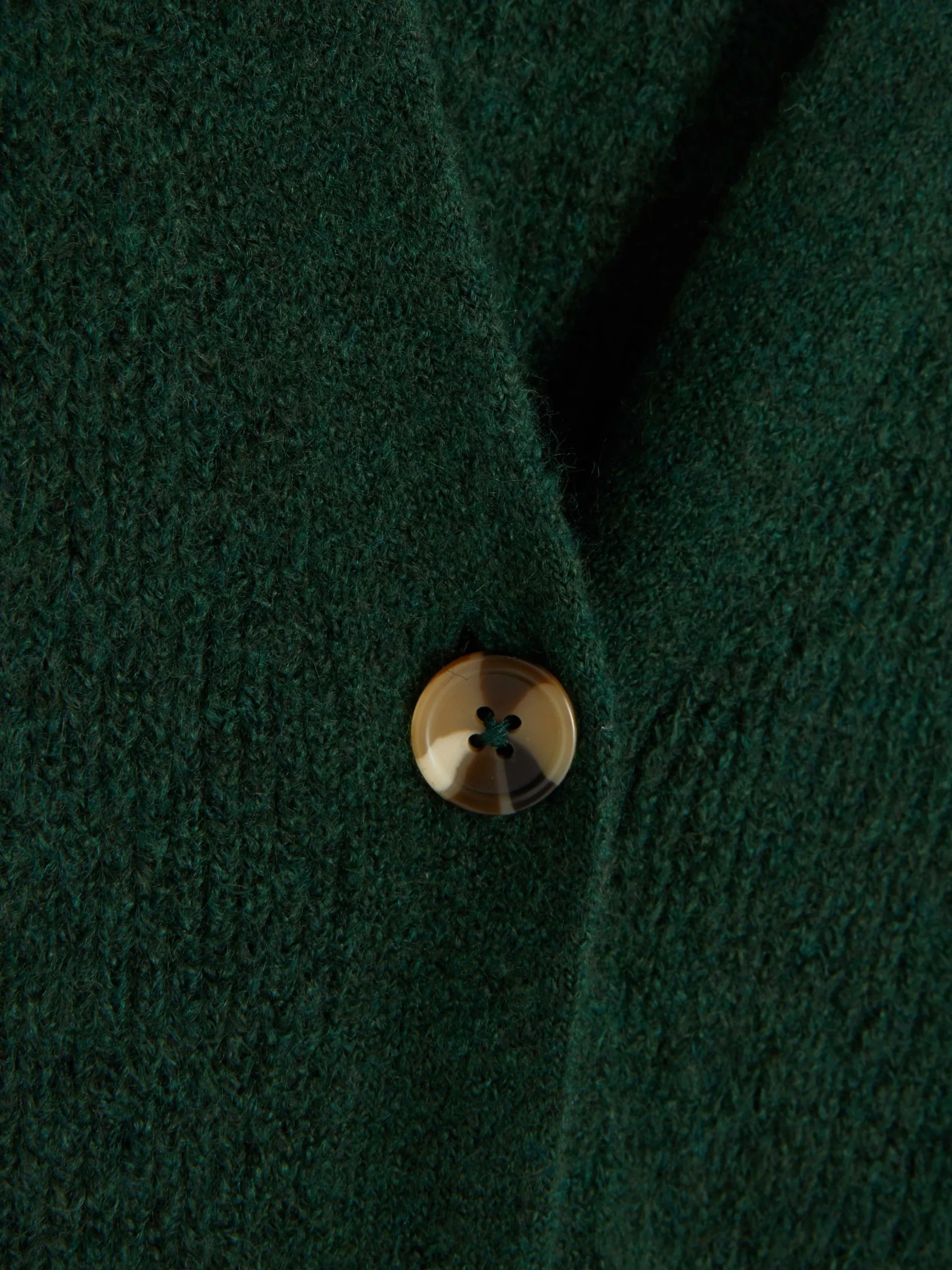 gilet_dcontract__col_en_v_5.webp Gilet Décontracté à Col En V