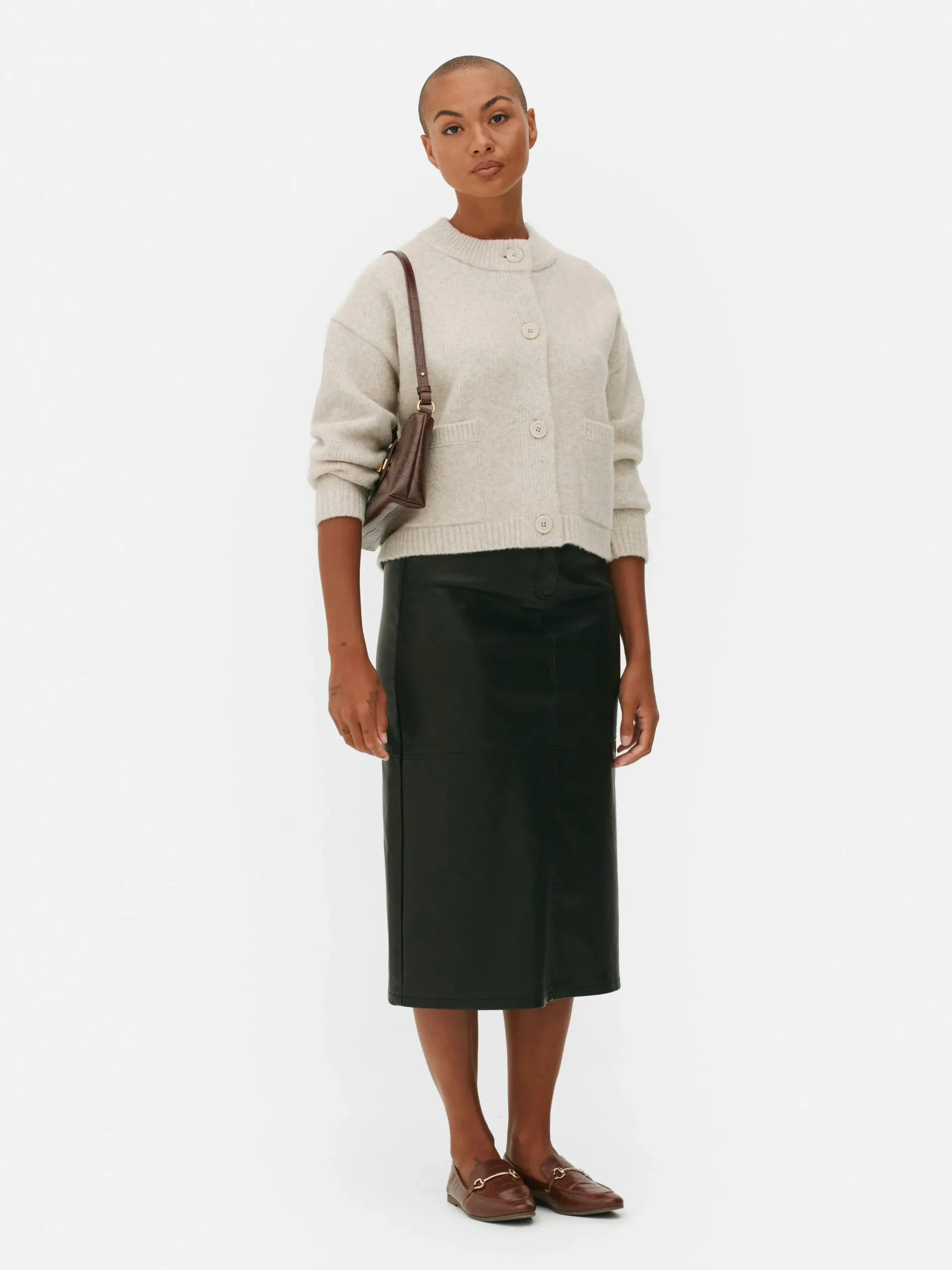 gilet_dcontract_boutonn_s_0.webp Gilet Décontracté Boutonné Sur Le Devant