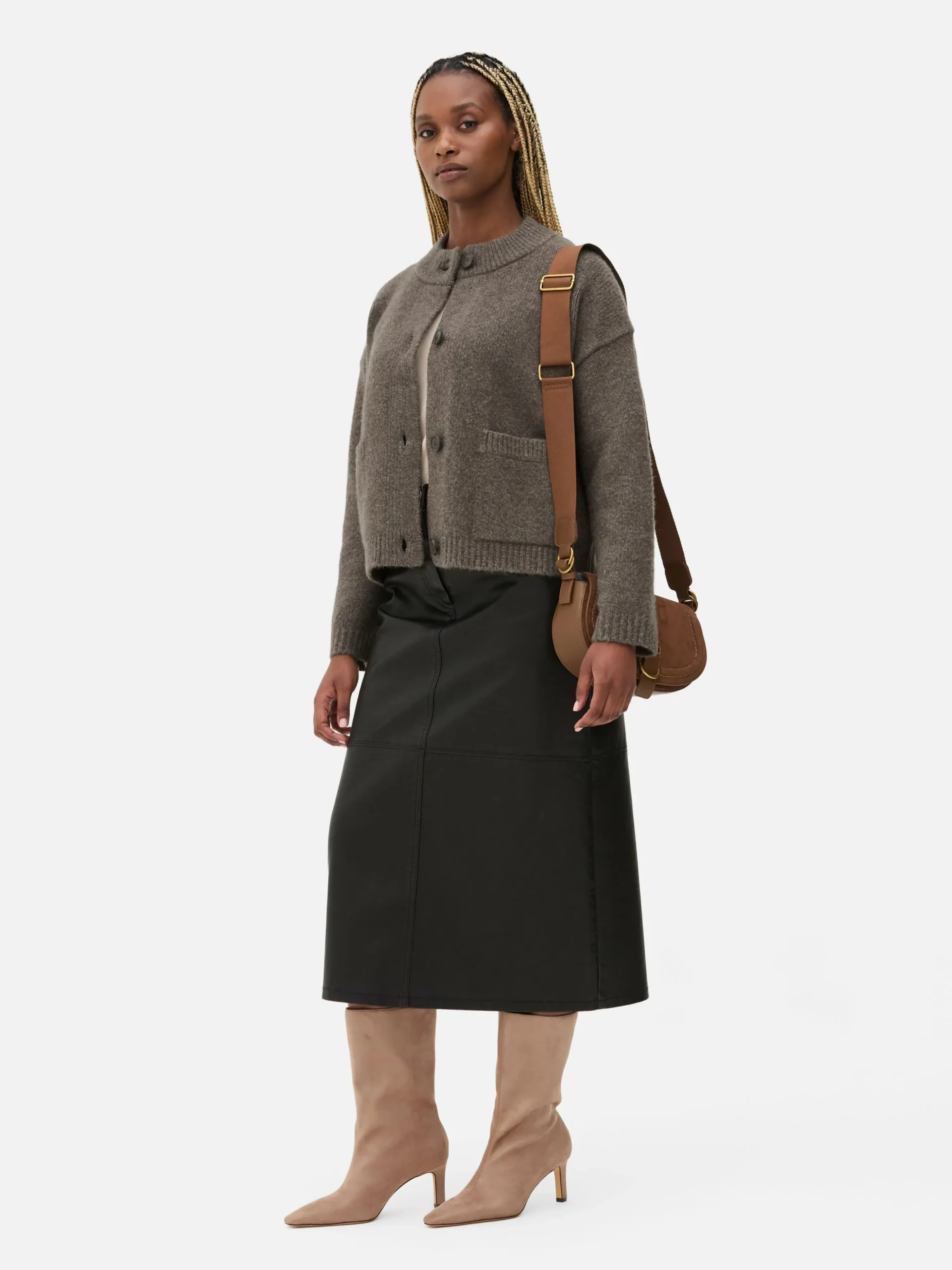 gilet_dcontract_boutonn_s_1-1.webp Gilet Décontracté Boutonné Sur Le Devant