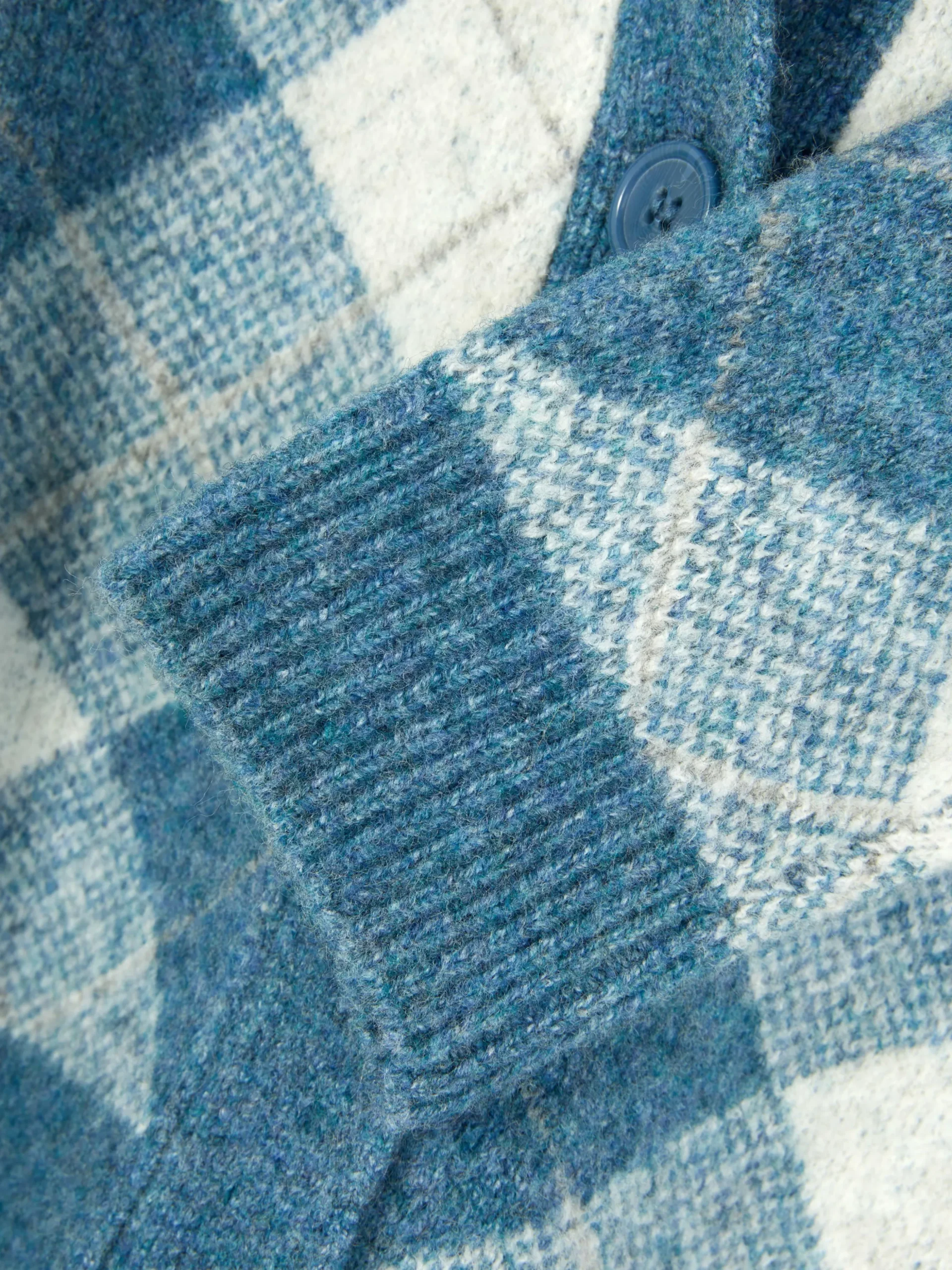 gilet_en_maille__losanges_6.webp Gilet En Maille à Losanges à Coordonner Rita Ora