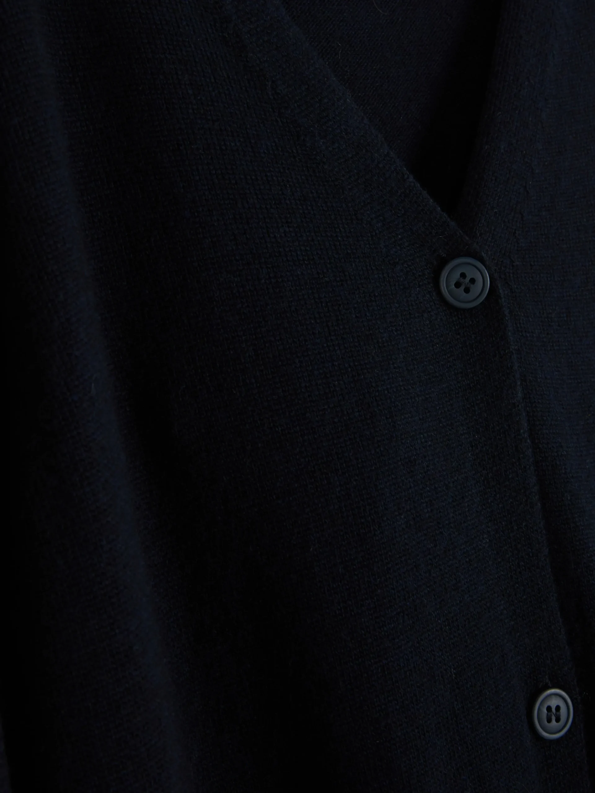 gilet_long_boutonn_6-2.webp Gilet Long Boutonné