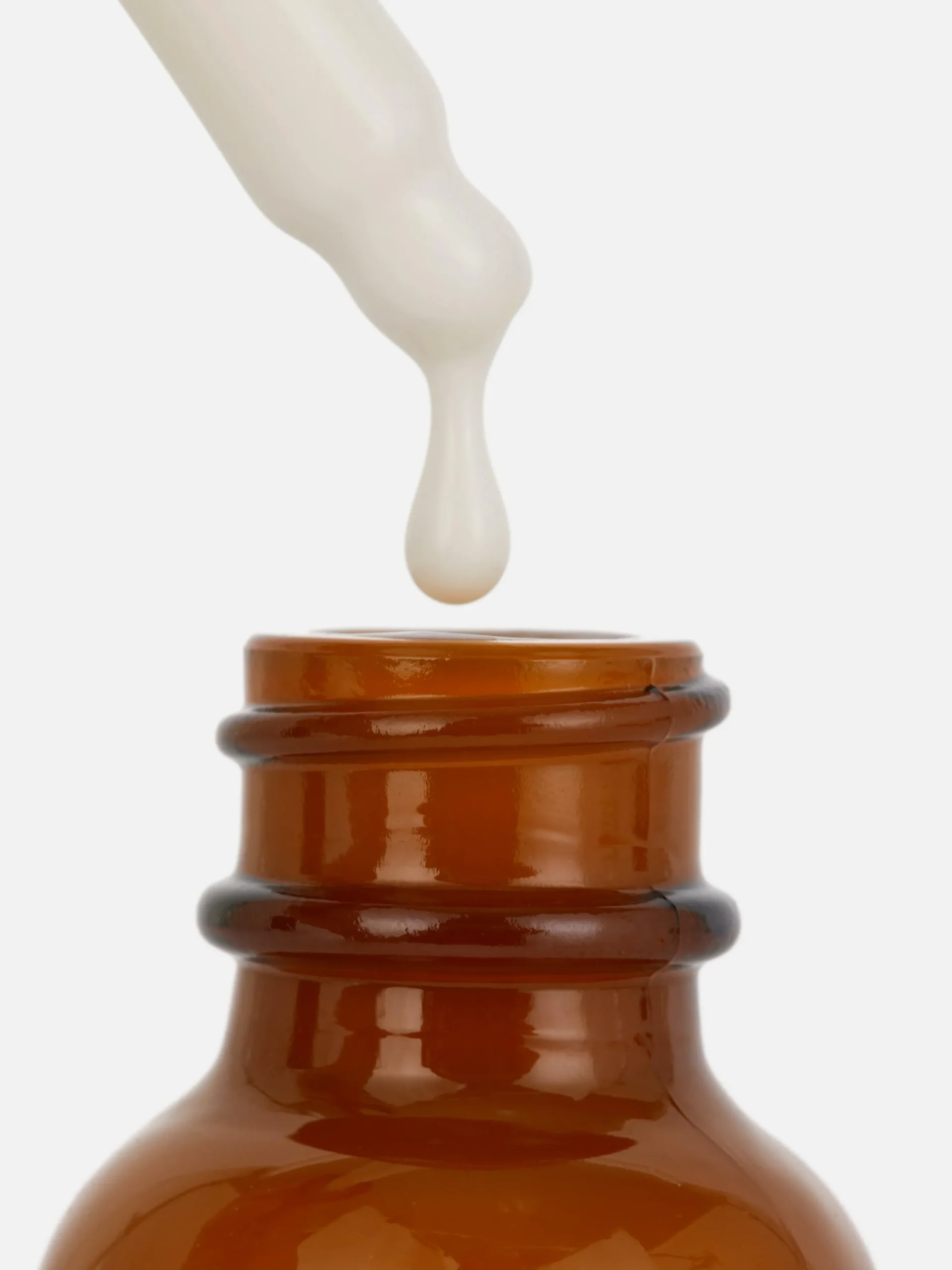 gouttes_de_srum_enrichi_e_1.webp Gouttes De Sérum Enrichi En Vitamines FPS 30 PS... Skin