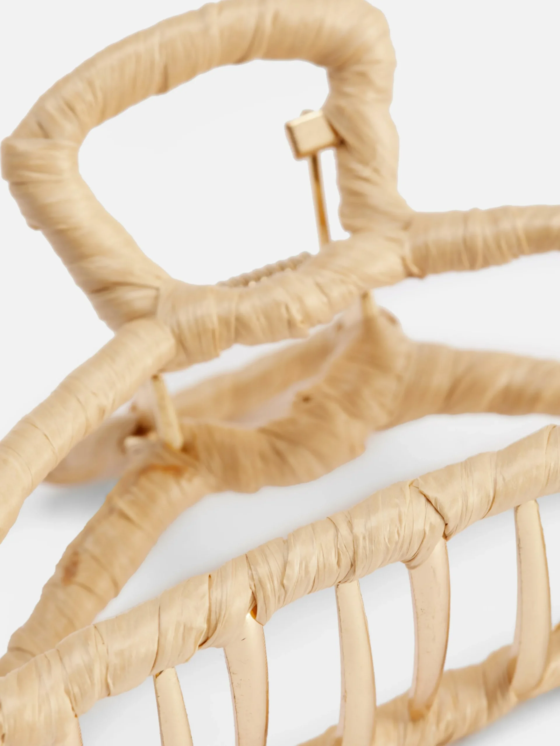 grande_pince__cheveux_en__1.webp Grande Pince à Cheveux En Raphia