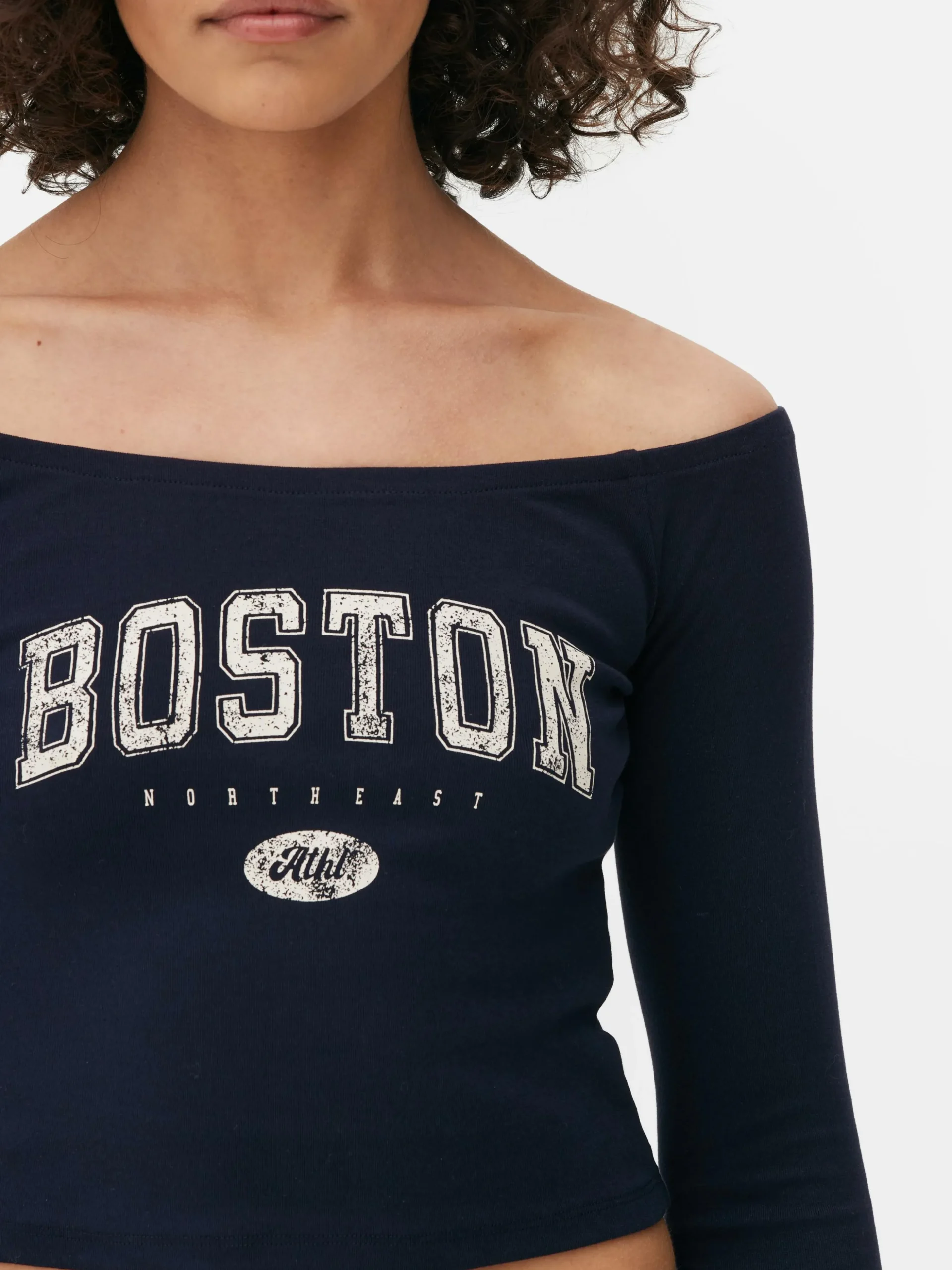 haut_court__encolure_bate_3.webp Haut Court à Encolure Bateau Et Manches Longues