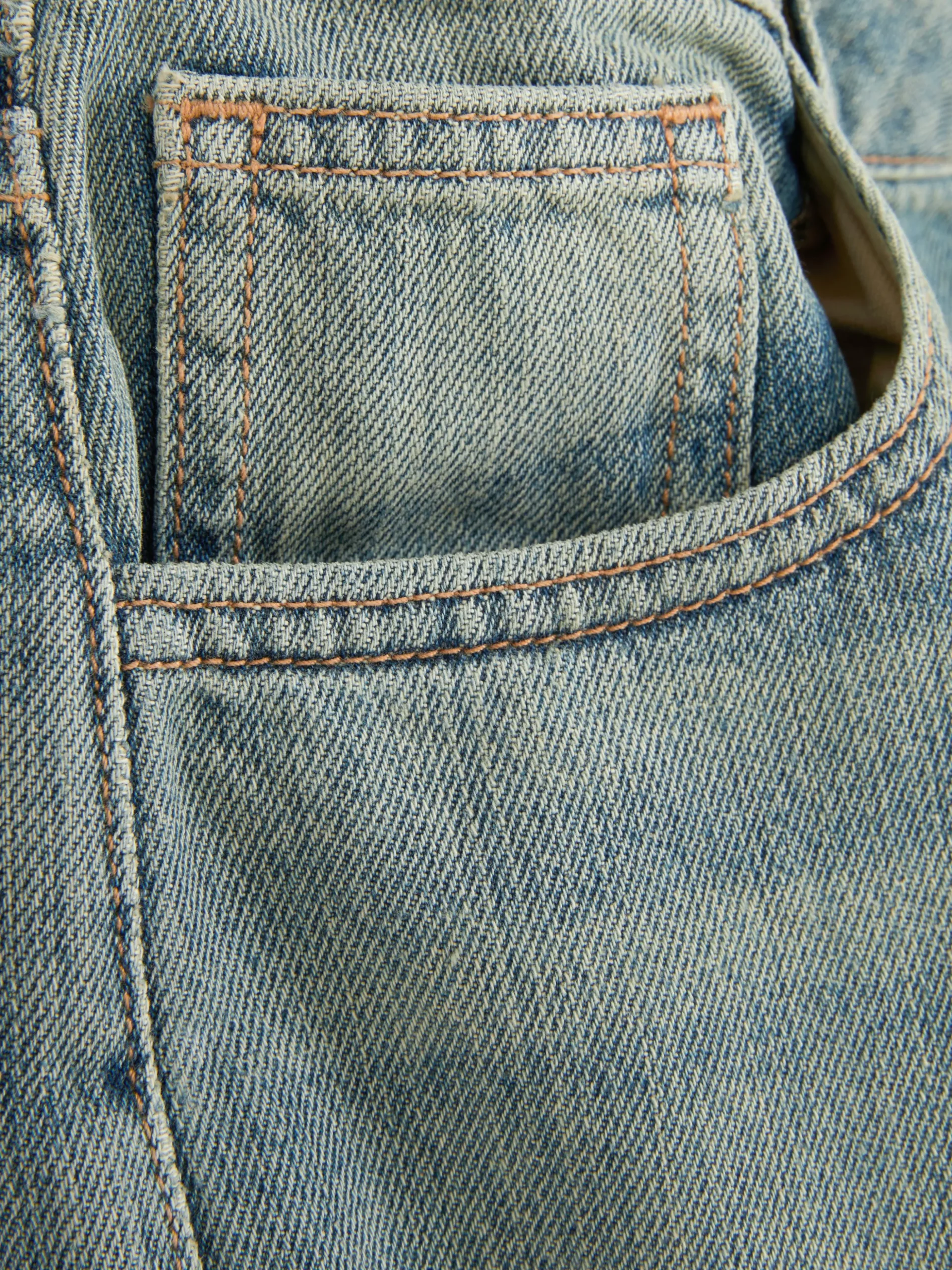 jean_dad_dchir_rita_ora_5-1.webp Jean Dad Déchiré Rita Ora