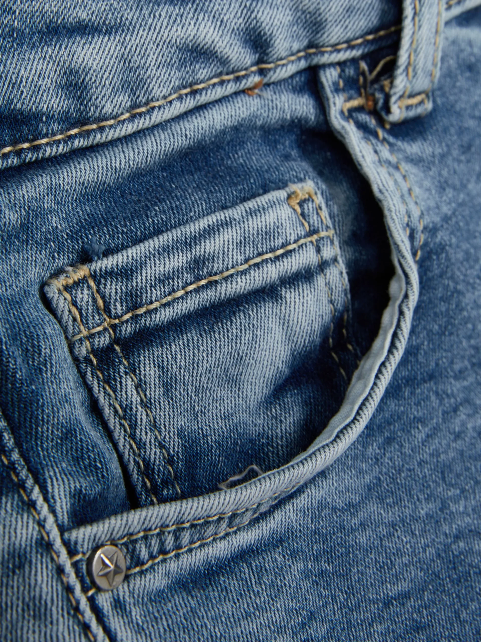 jean_denim_cargo_vas_2.webp Jean Denim Cargo évasé