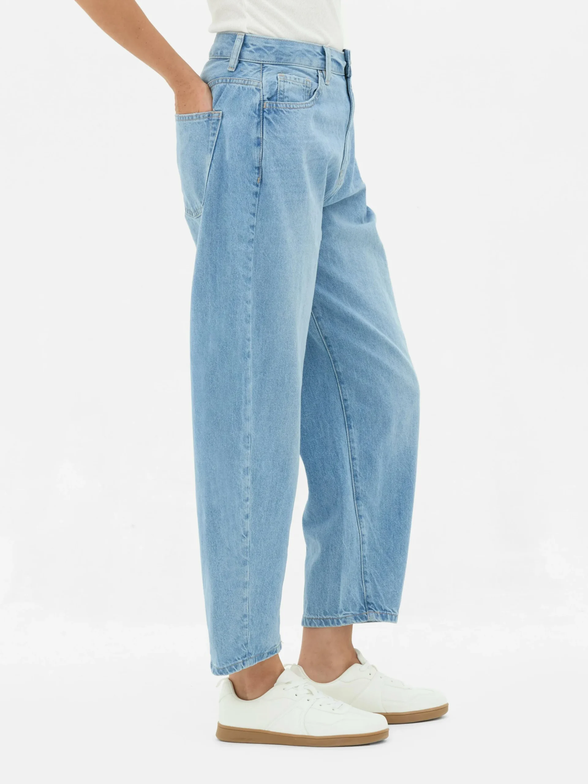 jean_denim_coupe_barrel_3-1.webp Jean Denim Coupe Barrel