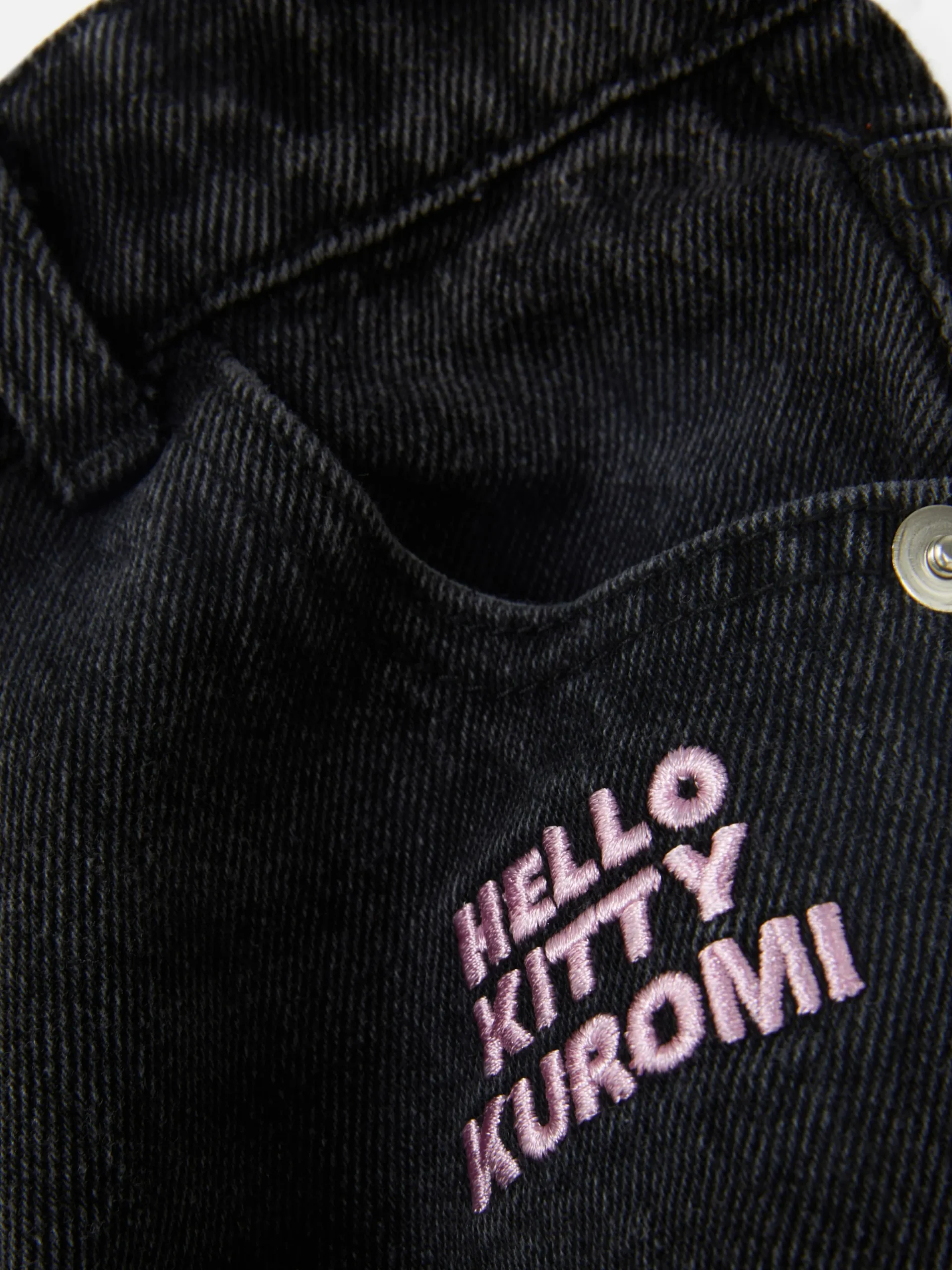 jean_denim_hello_kitty_et_2.webp Jean Denim Hello Kitty Et Ses Amis