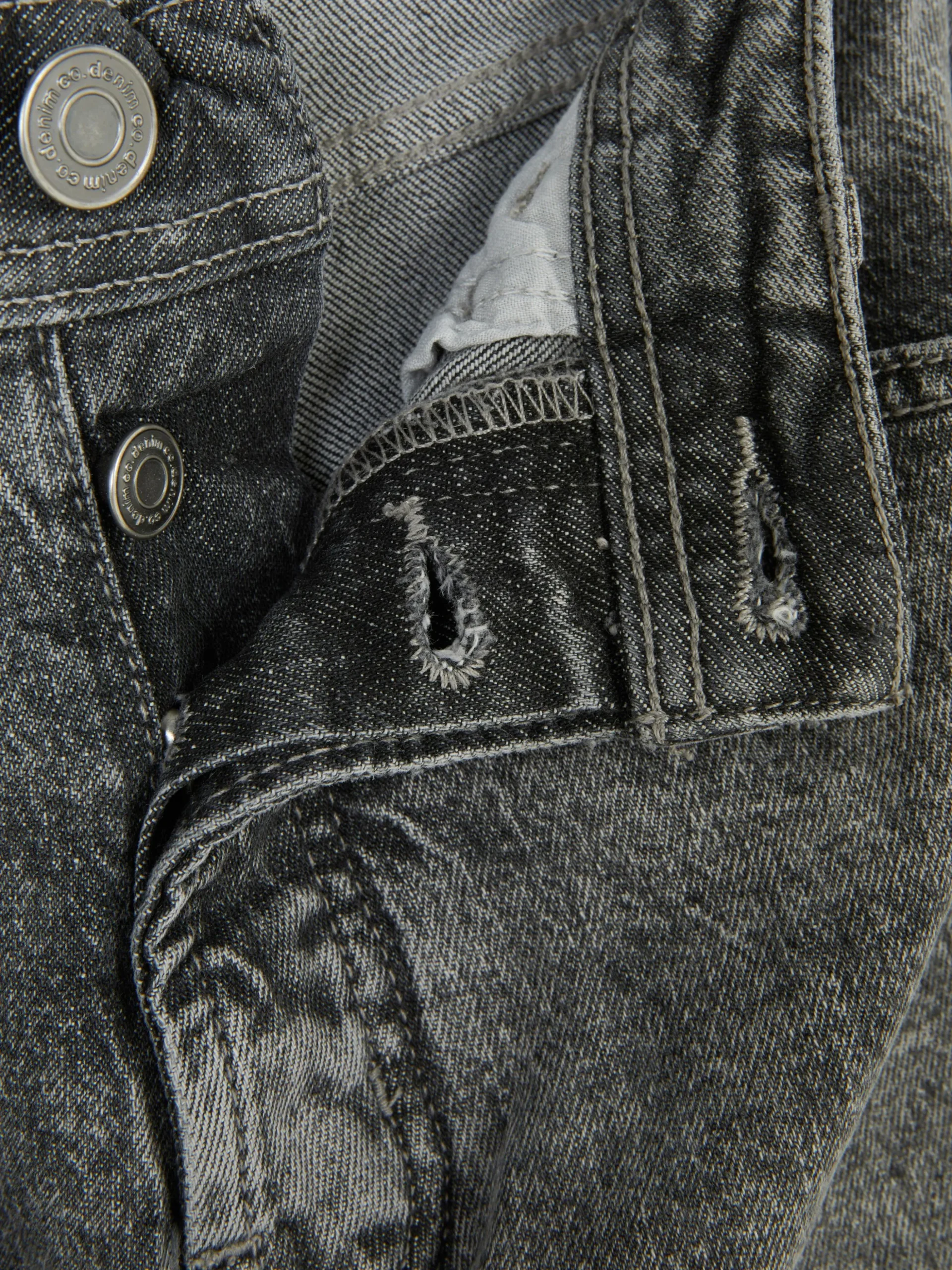 jean_droit_dcontract_5-2.webp Jean Droit Décontracté