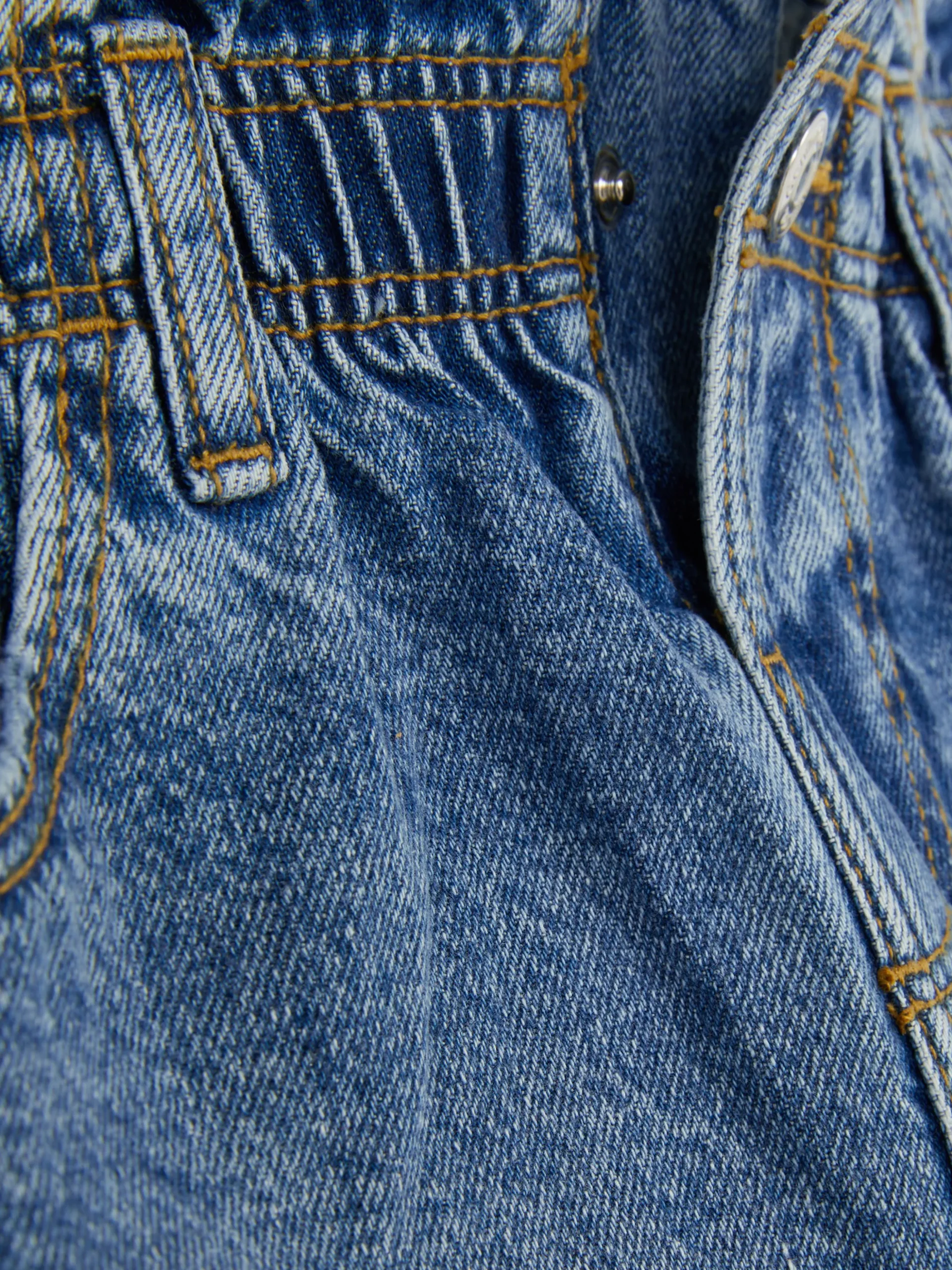 jupe_en_jean__taille_fron_2.webp Jupe En Jean à Taille Froncée Effet Vieilli