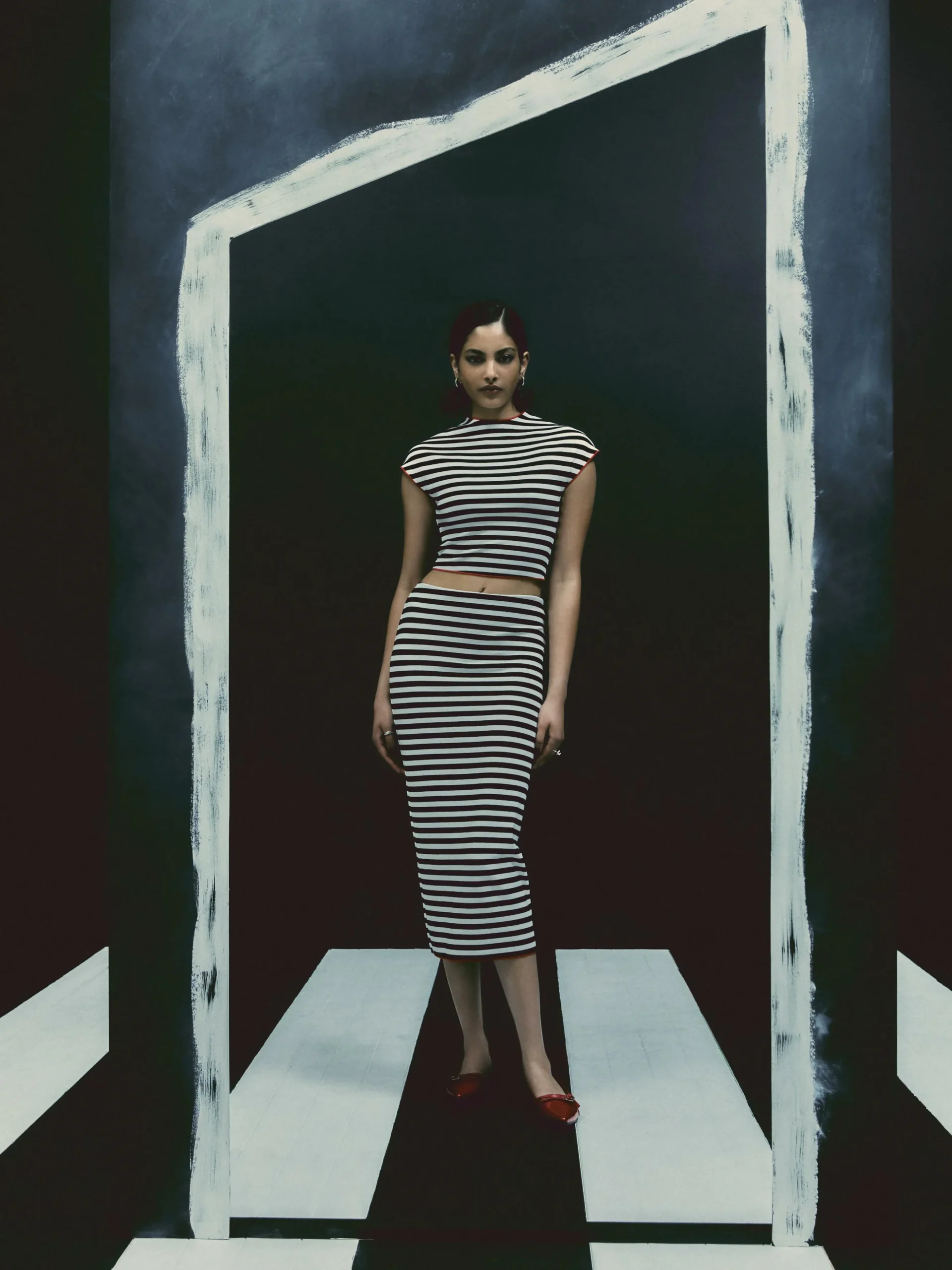 jupe_milongue__rayures_be_0.webp Jupe Mi-longue à Rayures Beetlejuice X Colleen Atwood à Coordonner