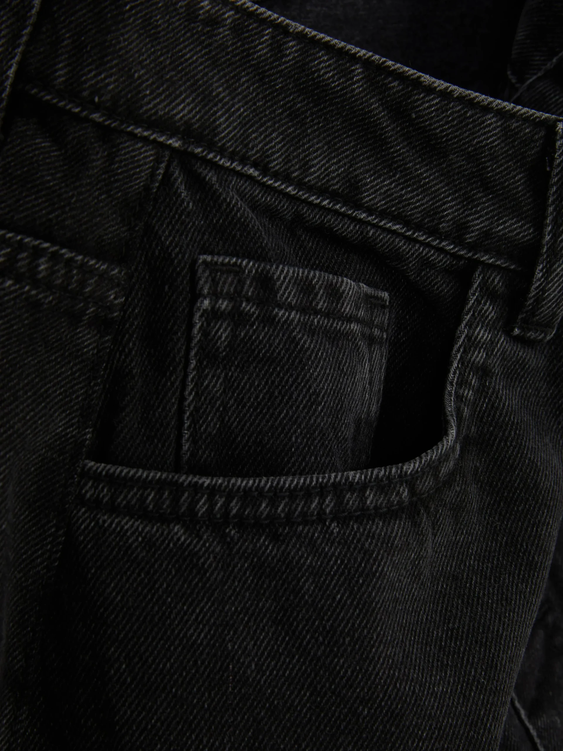 jupe_milongue_en_jean_6.webp Jupe Mi-longue En Jean