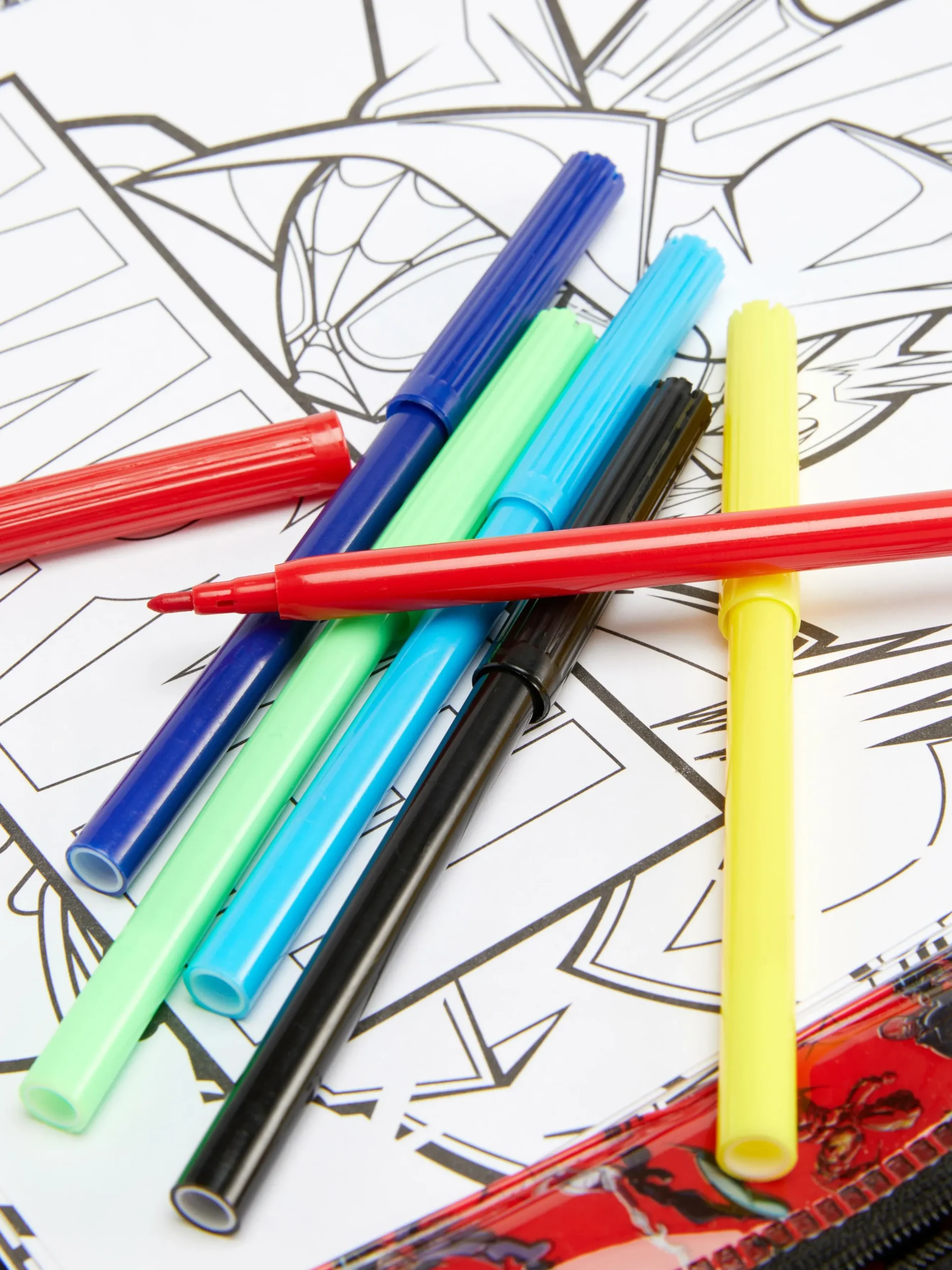 kit_de_coloriage_marvel_1.webp Kit De Coloriage Marvel