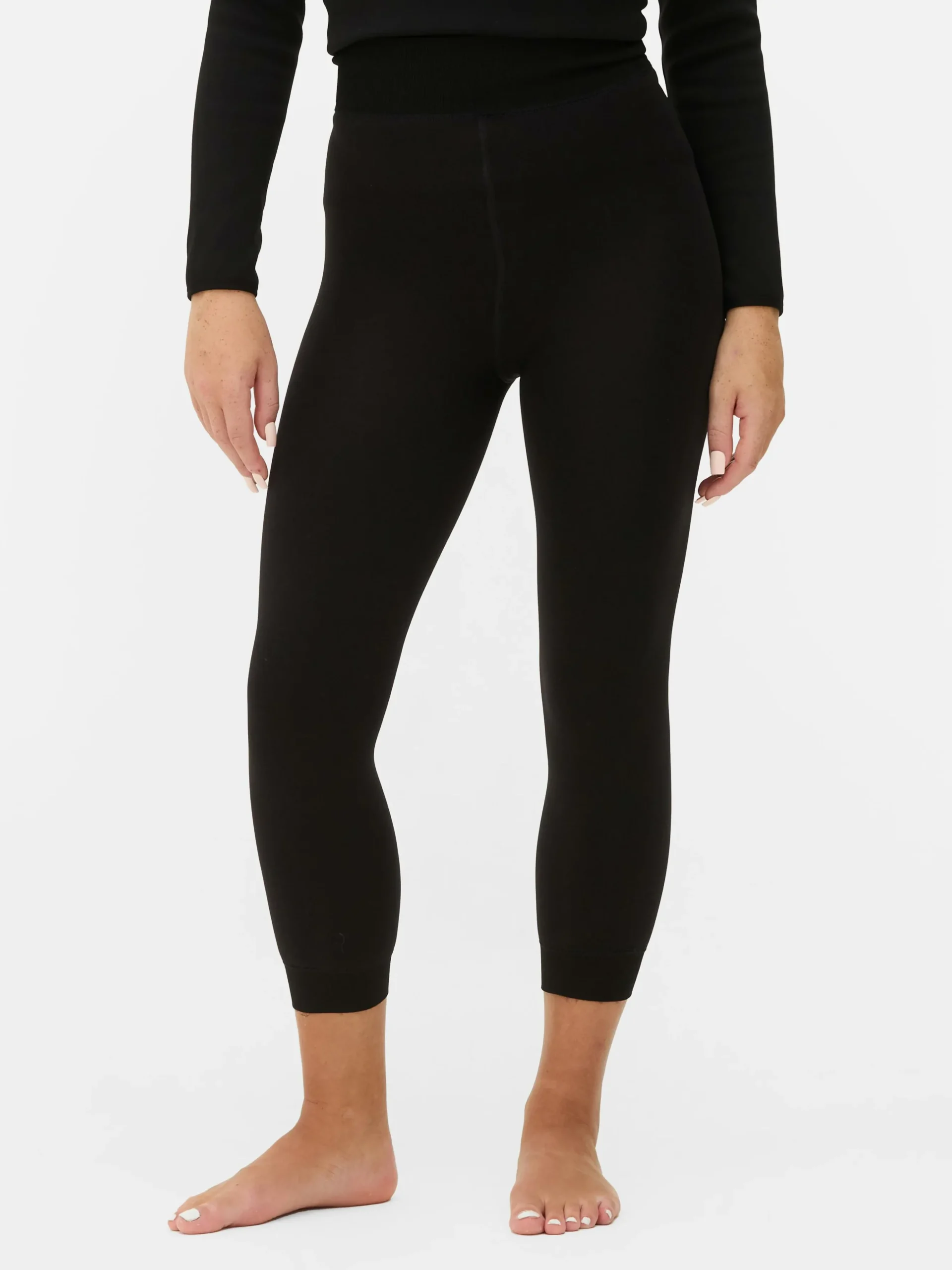 legging_court_doubl_en_ve_1.webp Legging Court Doublé En Velours