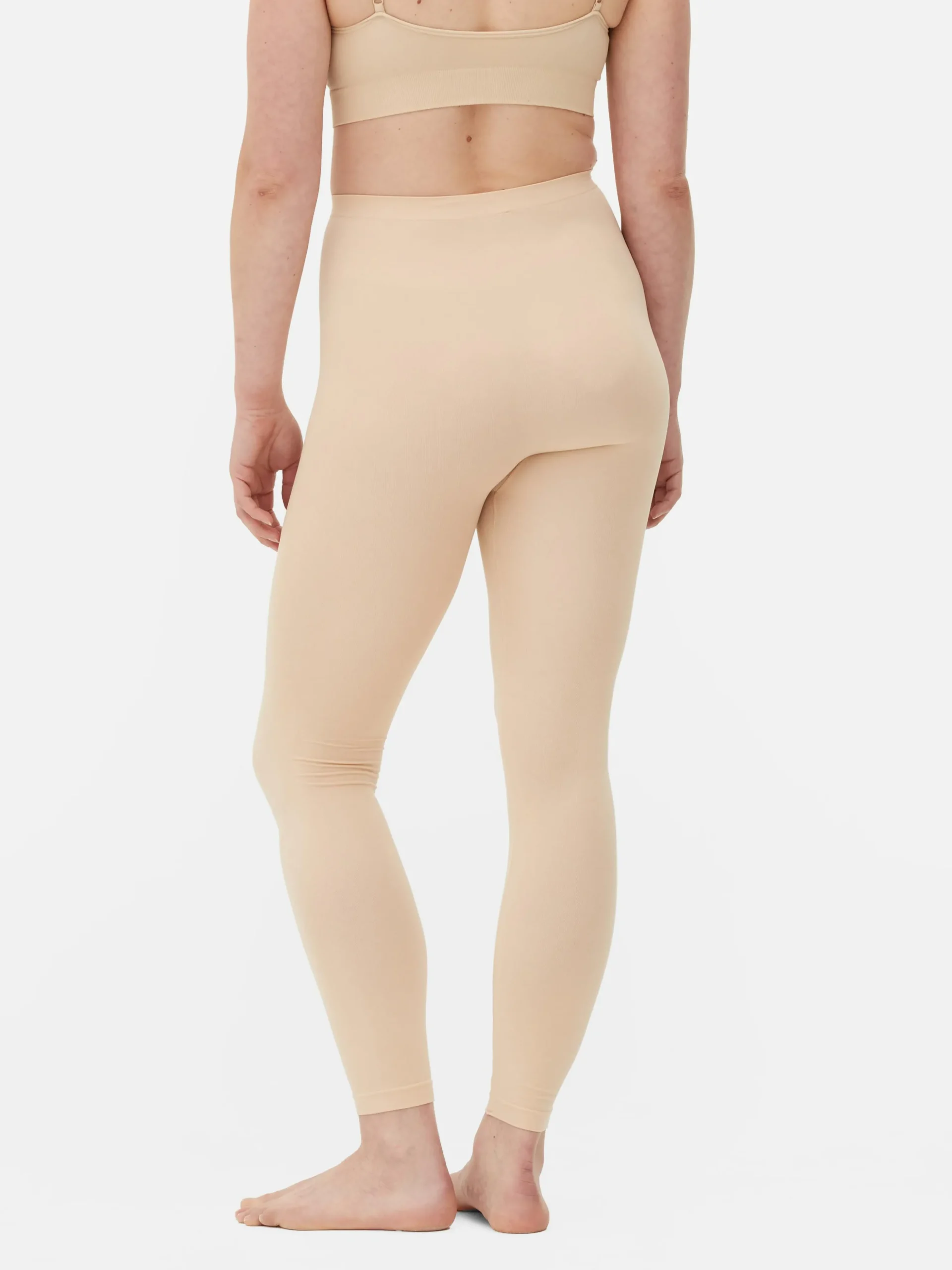 legging_gainant_sans_cout_3-1.webp Legging Gainant Sans Couture