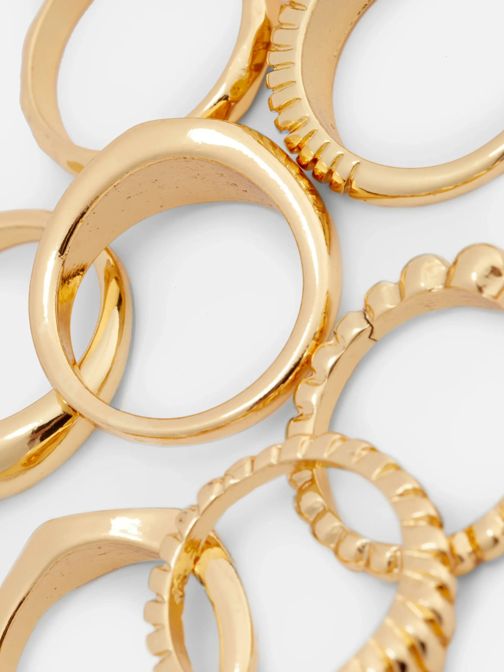 lot_de__bagues_varies_1.webp Lot De 8 Bagues Variées