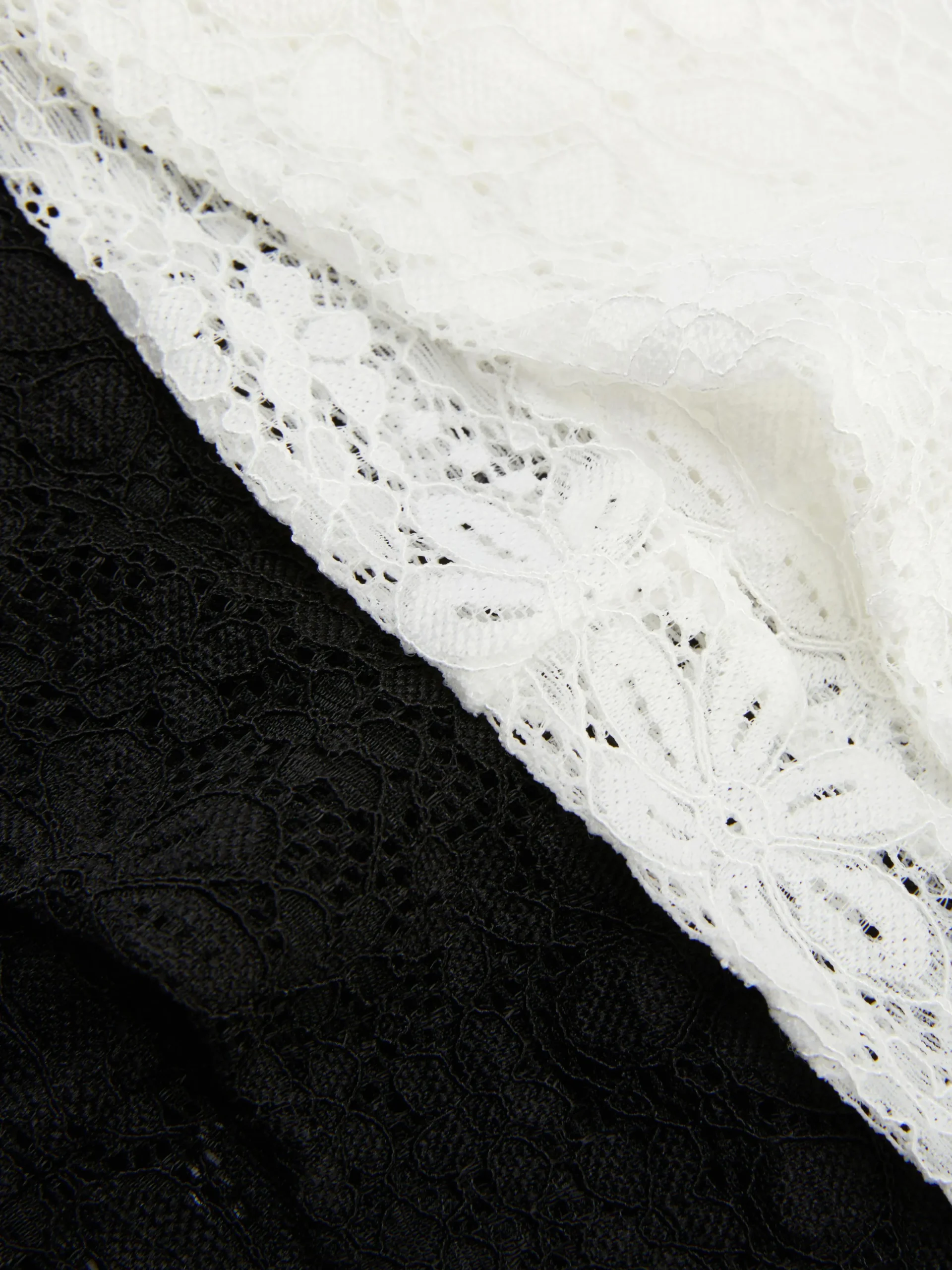 lot_de__bandeaux_en_dente_1.webp Lot De 2 Bandeaux En Dentelle