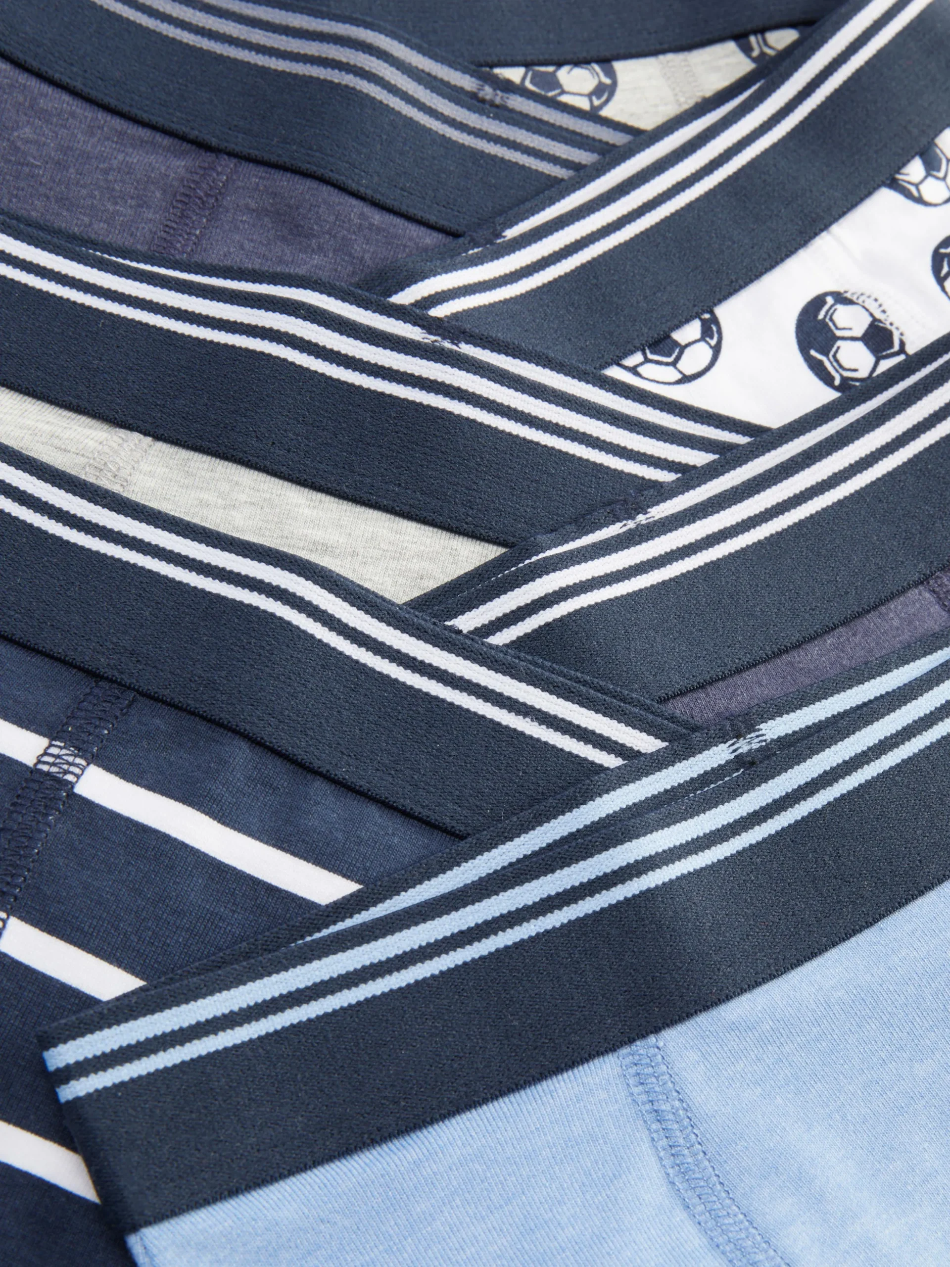 lot_de__boxers_de_footbal_1.webp Lot De 7 Boxers De Football Variés