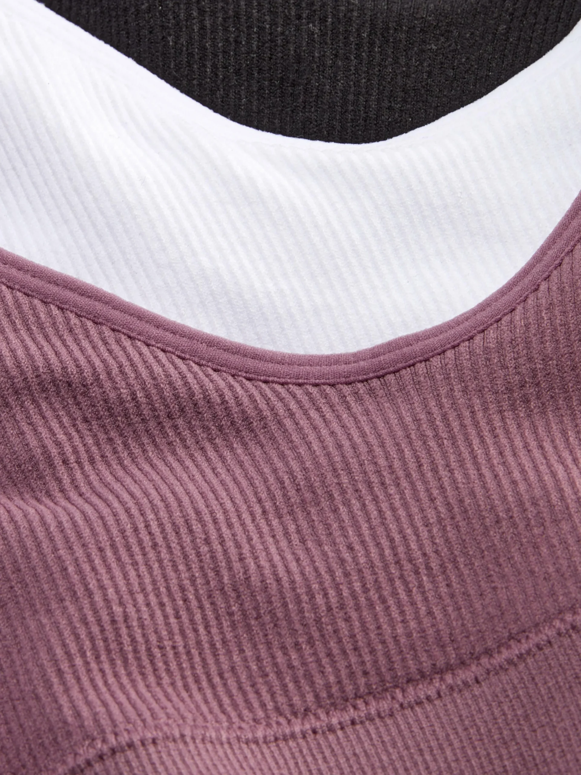 lot_de__brassires_caraco__1.webp Lot De 3 Brassières Caraco Courtes Sans Couture