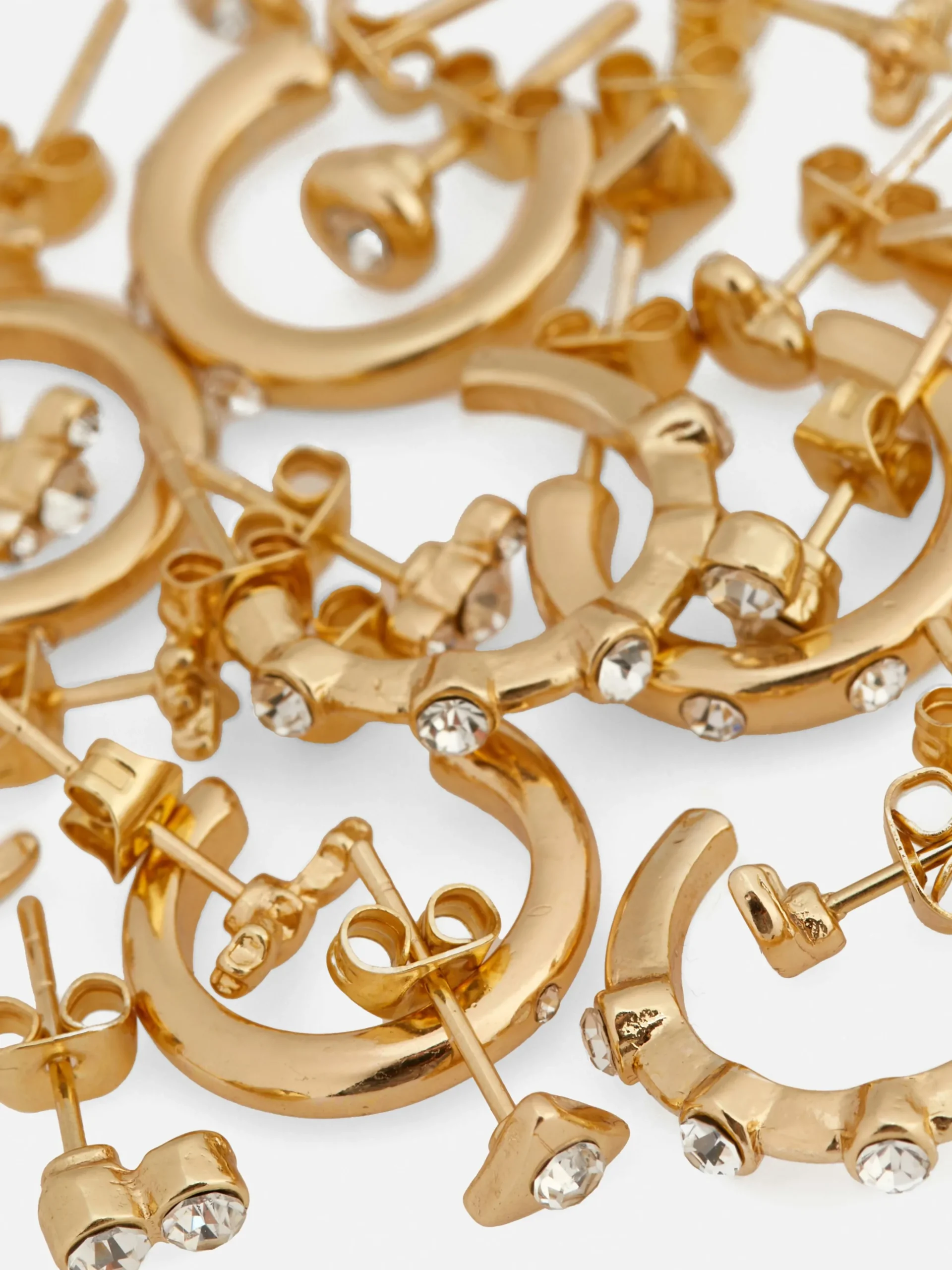 lot_de__clous_doreilles_e_1.webp Lot De 15 Clous D'oreilles Et Créoles Variés