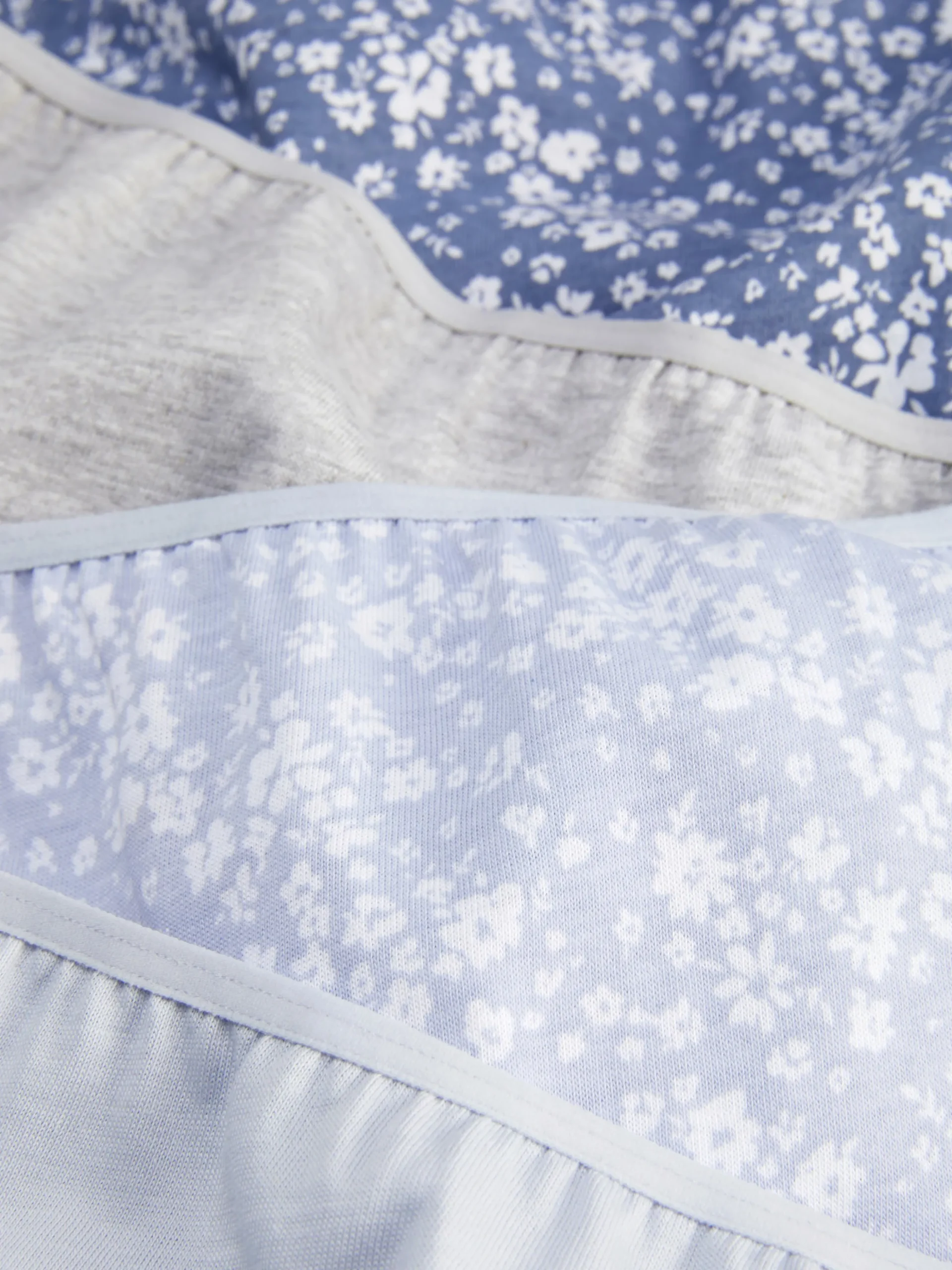 lot_de__culottes_assortie_1.webp Lot De 4 Culottes Assorties