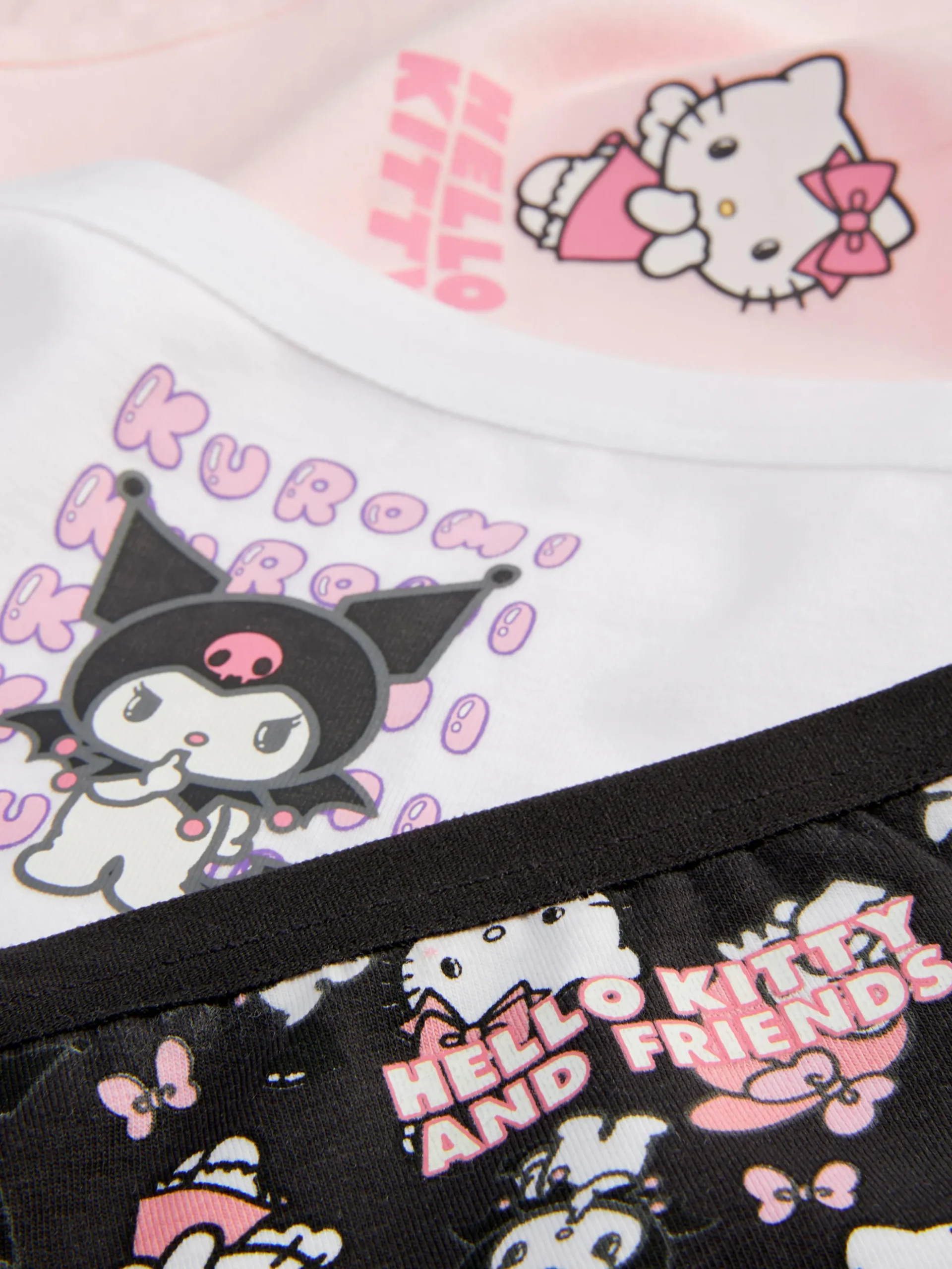 lot_de__culottes_chancres_1.webp Lot De 3 Culottes échancrées Hello Kitty
